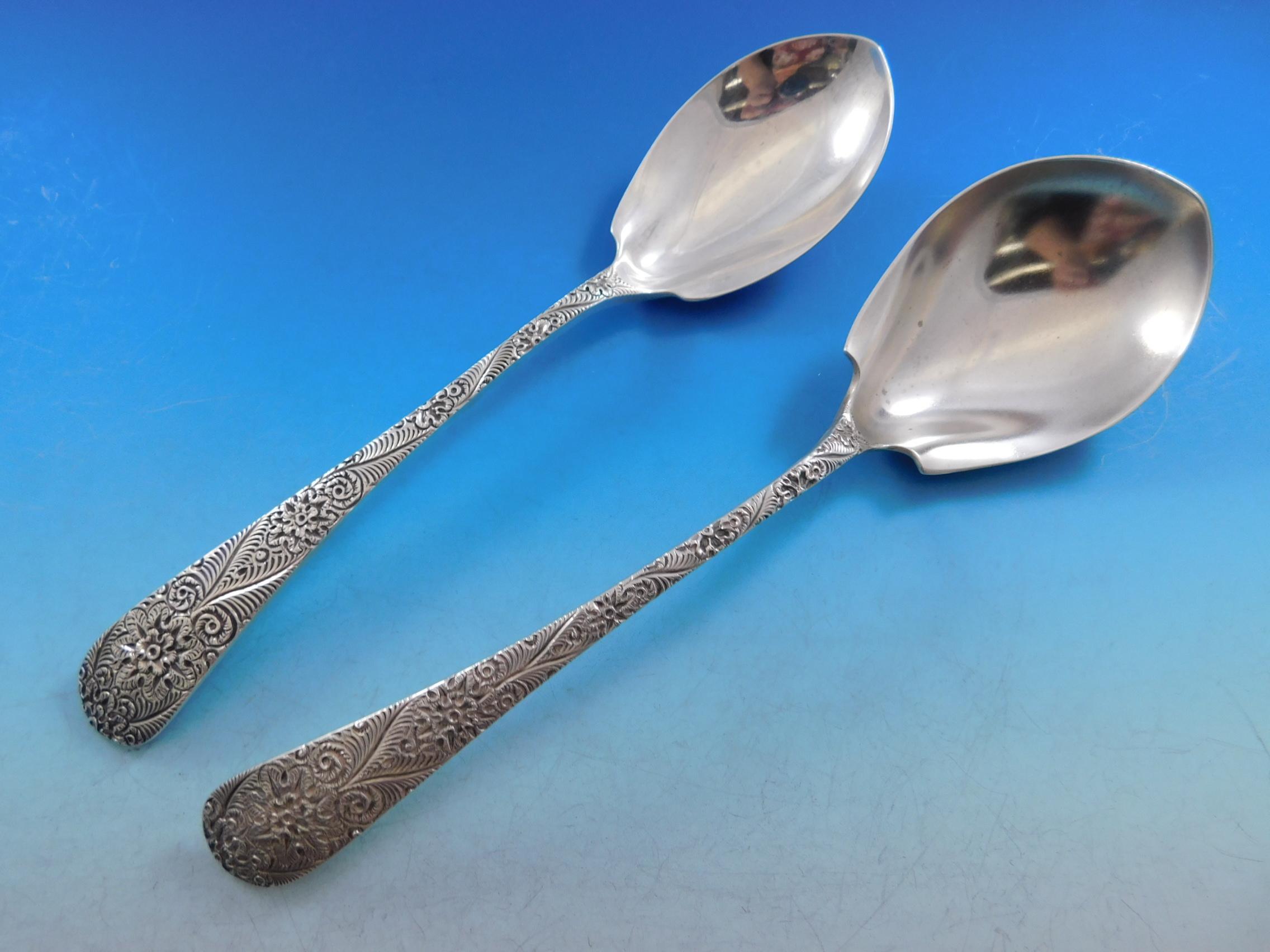 Servicio de 67 cubiertos antiguos de plata de ley grabados a medida por Tiffany siglo XIX en venta