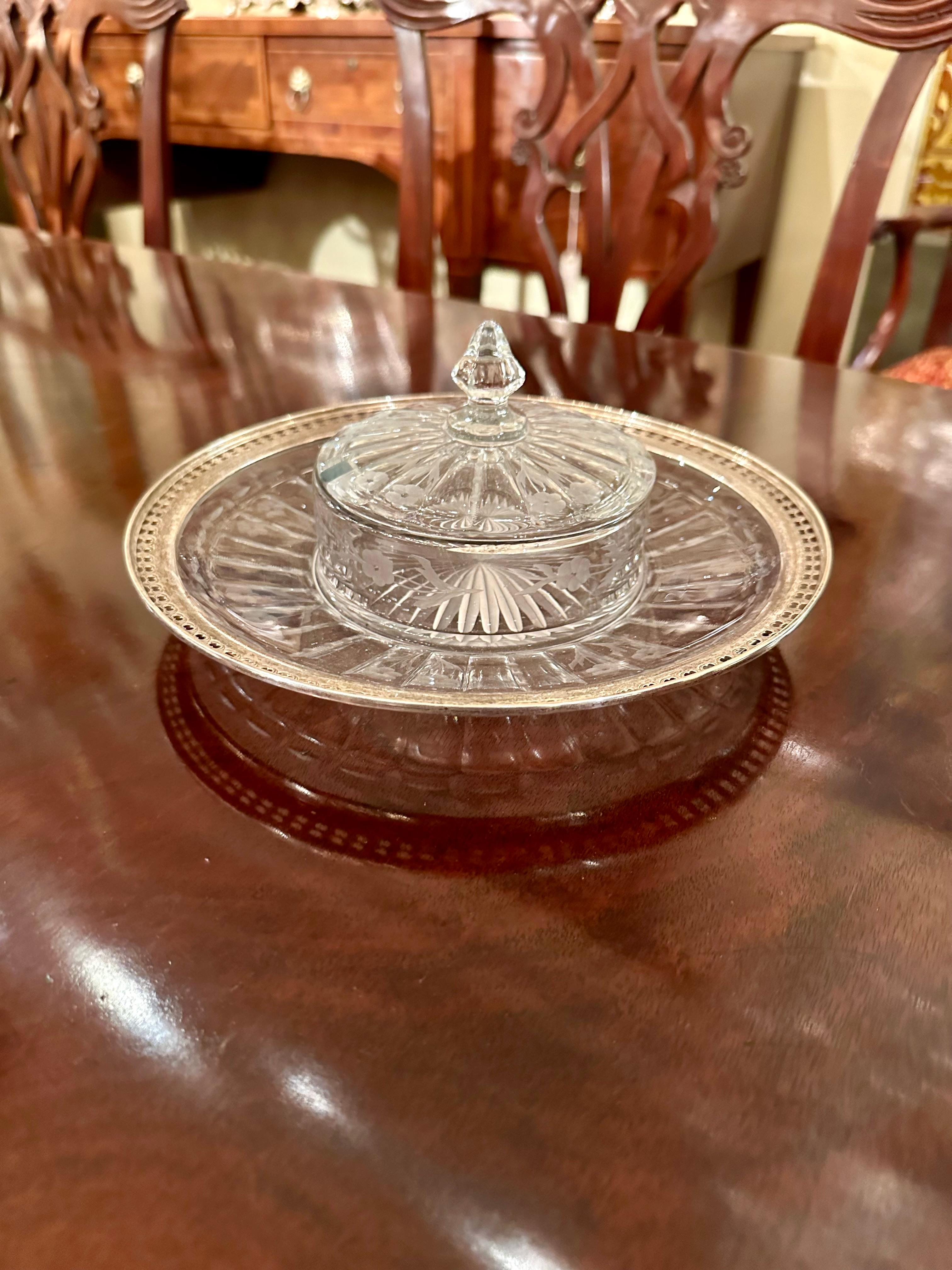 Antique Cut Crystal and Silver Edged Caviar Dish with Cover, Circa 1910-1920. For Sale 3