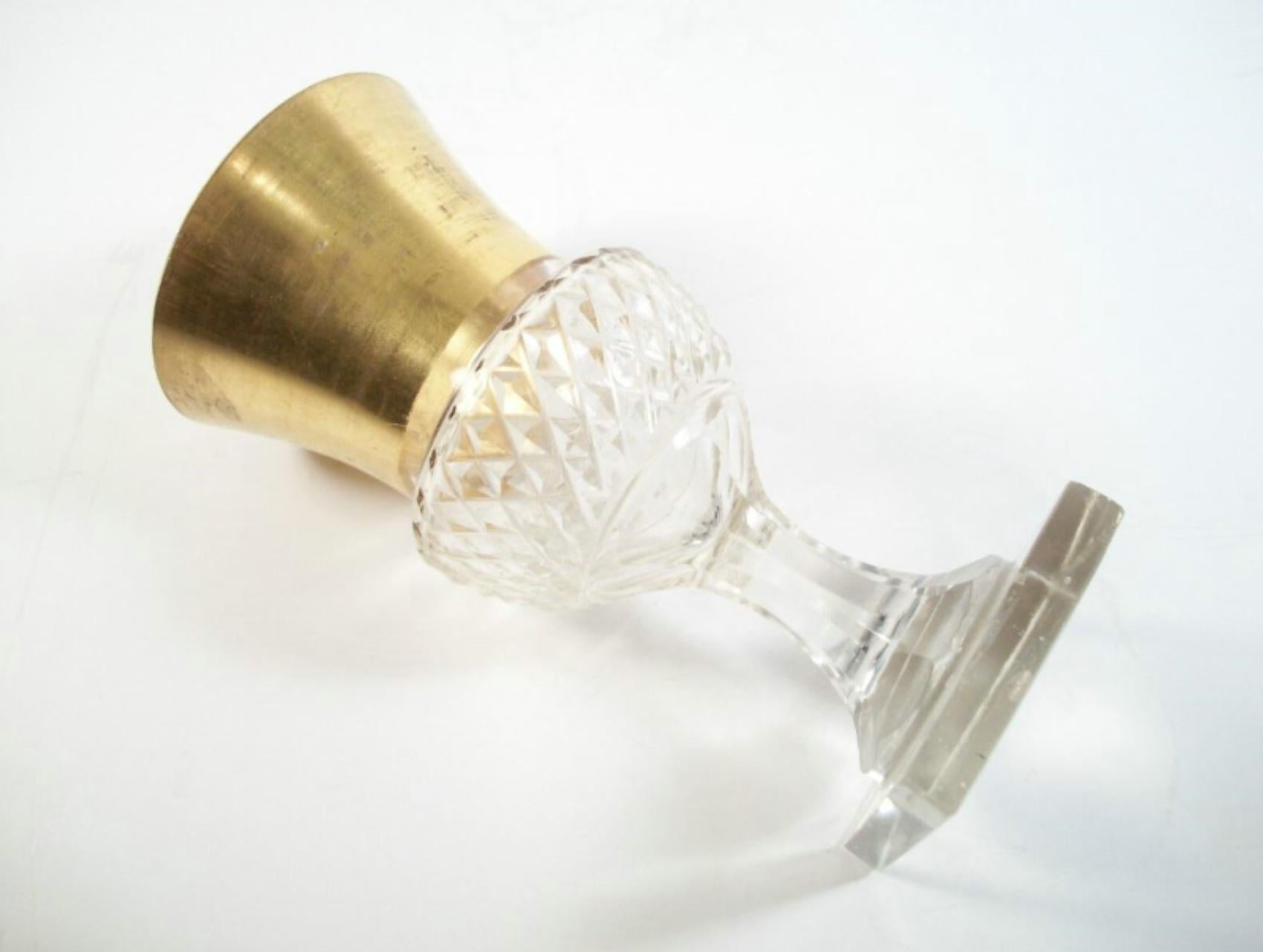 Antique Cut Crystal & Gilt Sherry Goblet, Thistle Shaped, Late 19th Century In Good Condition In Chatham, ON