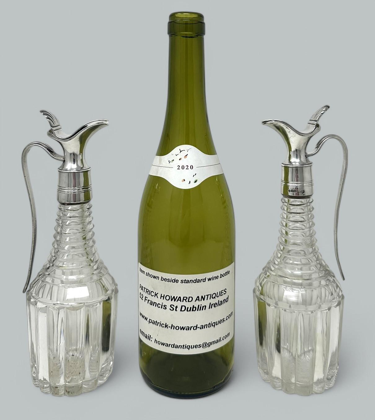 Antiguo juego de vinagreras de plata de ley con cristal tallado 1825 George Piercy en venta 3