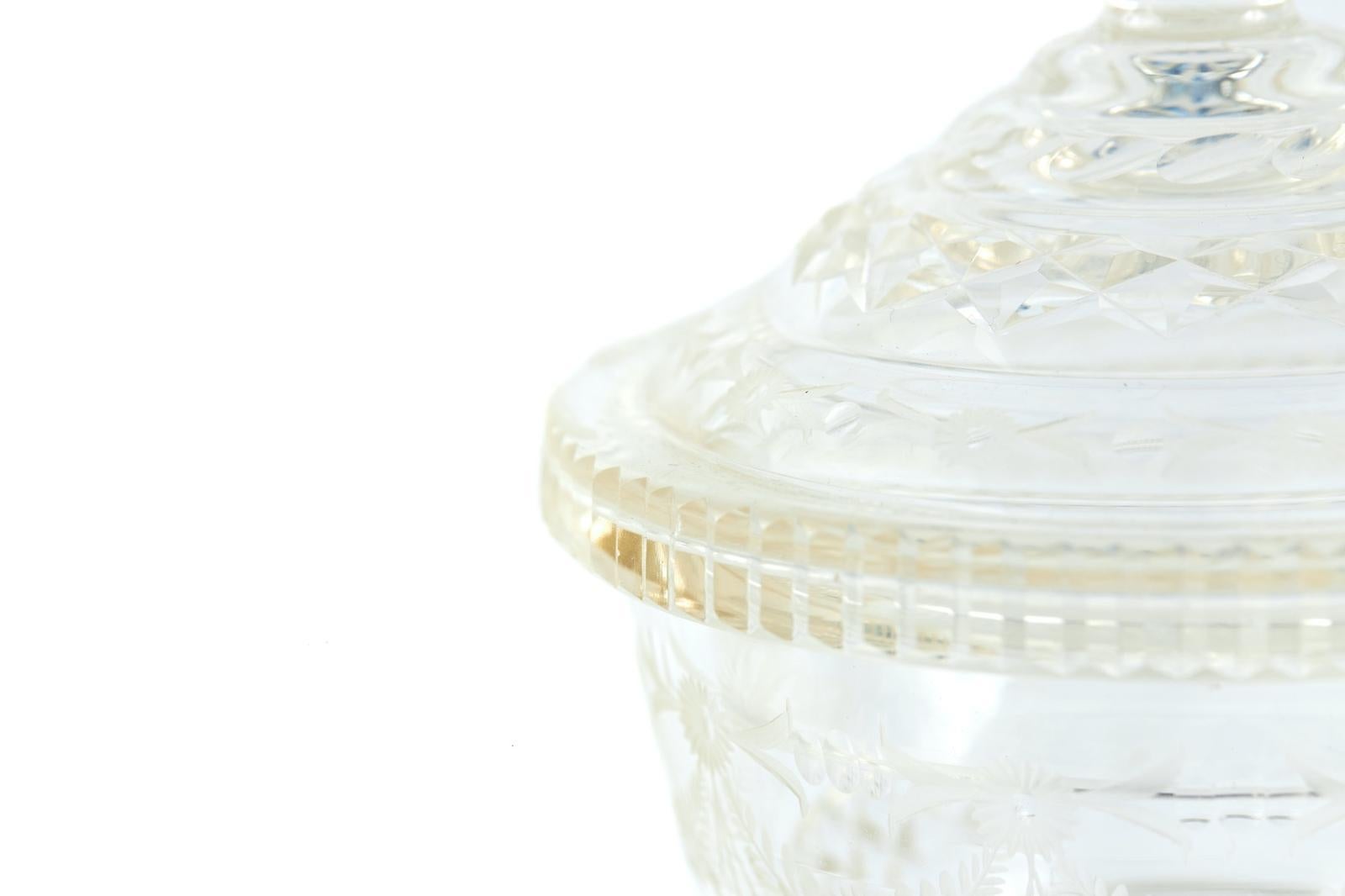 Tarro antiguo de cristal tallado Vidrio cortado en venta