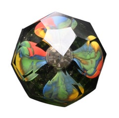 Antiker Briefbeschwerer aus geschliffenem Glas - Blumen inbegriffen (böhmischer Stil).