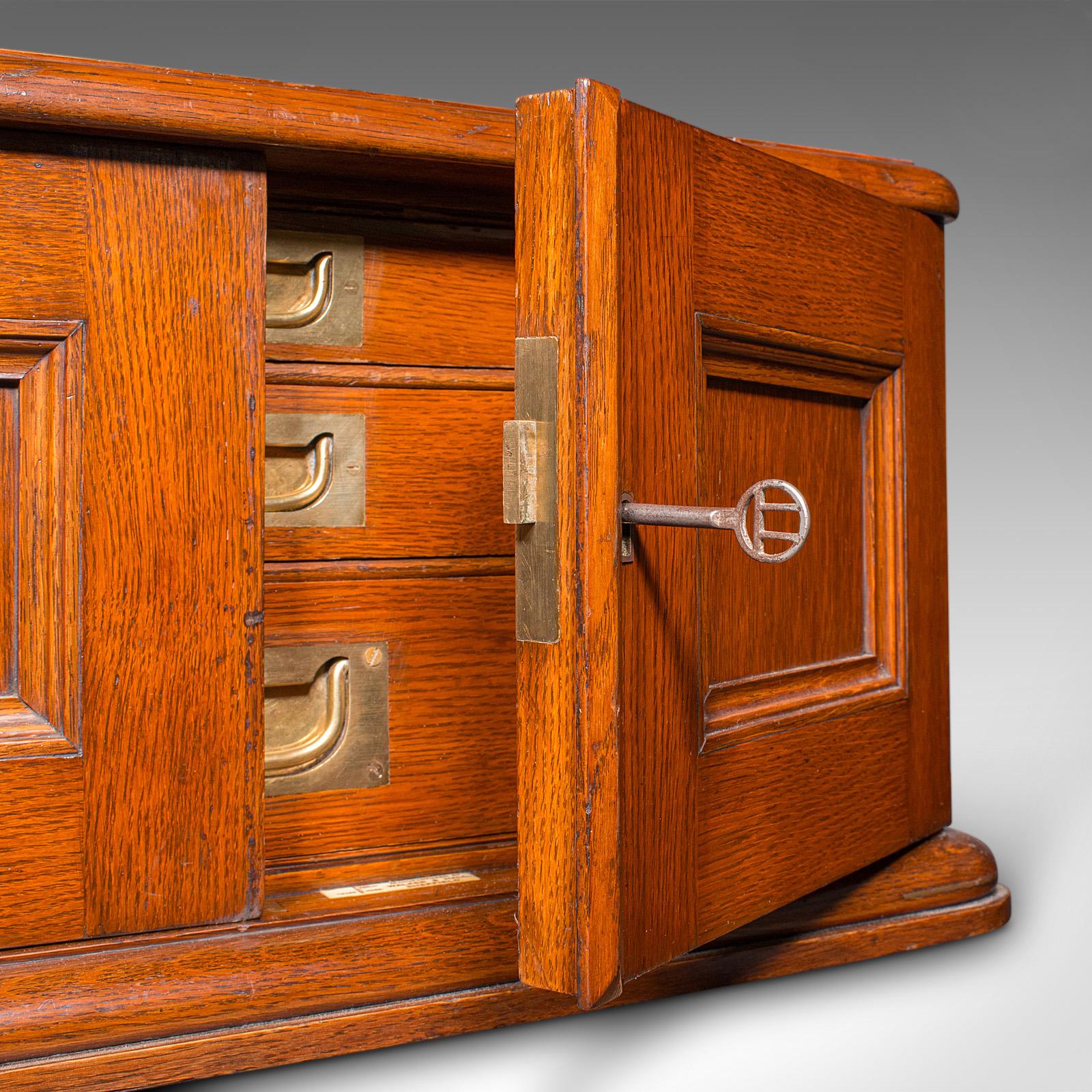 Antique Cutlery Canteen, English, Oak, Flatware Chest, Walker & Hall, Edwardian For Sale 4
