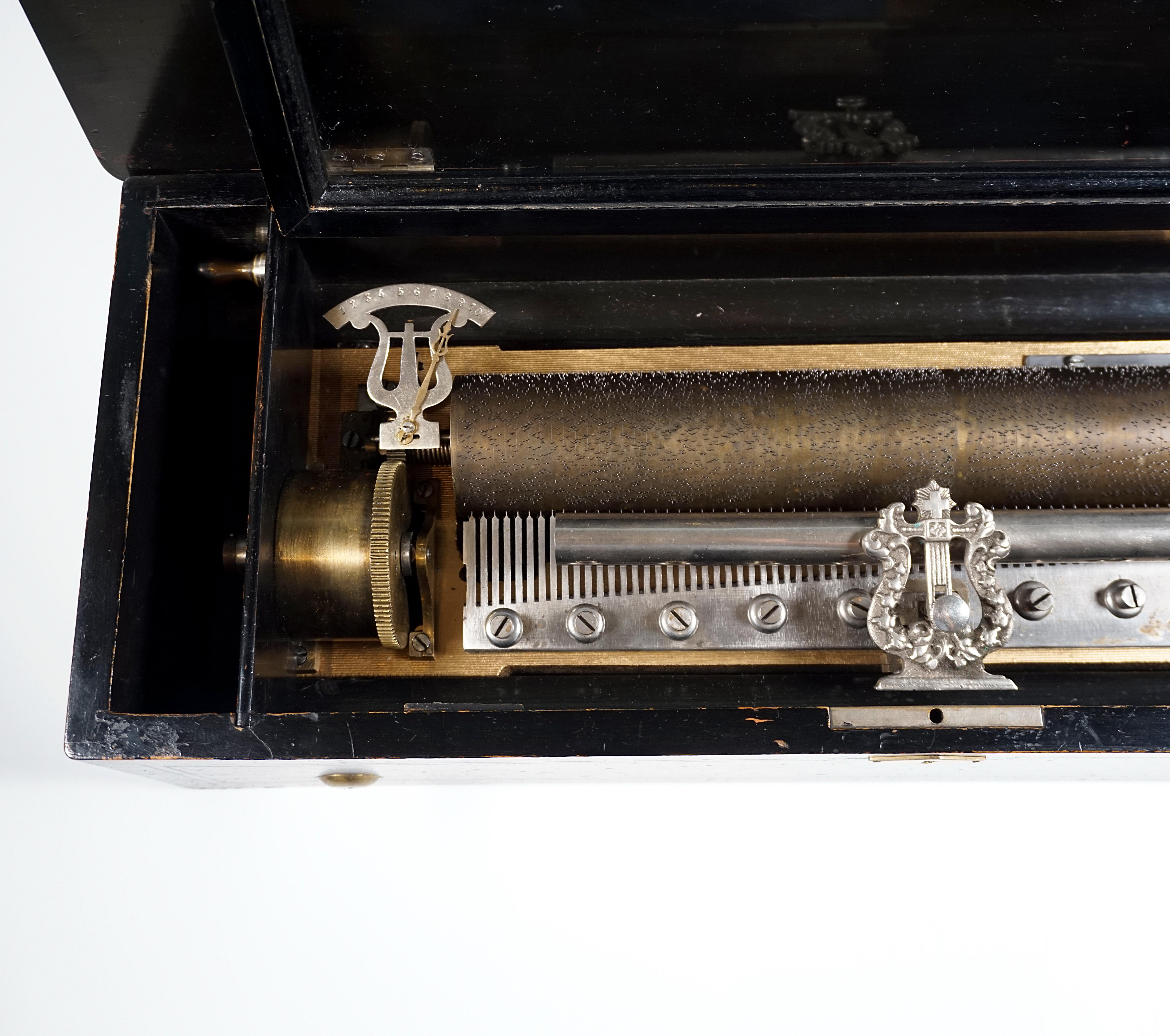 Austrian Antique Cylinder Music Box in Wooden Cassette, 10 Melodies, Around 1900