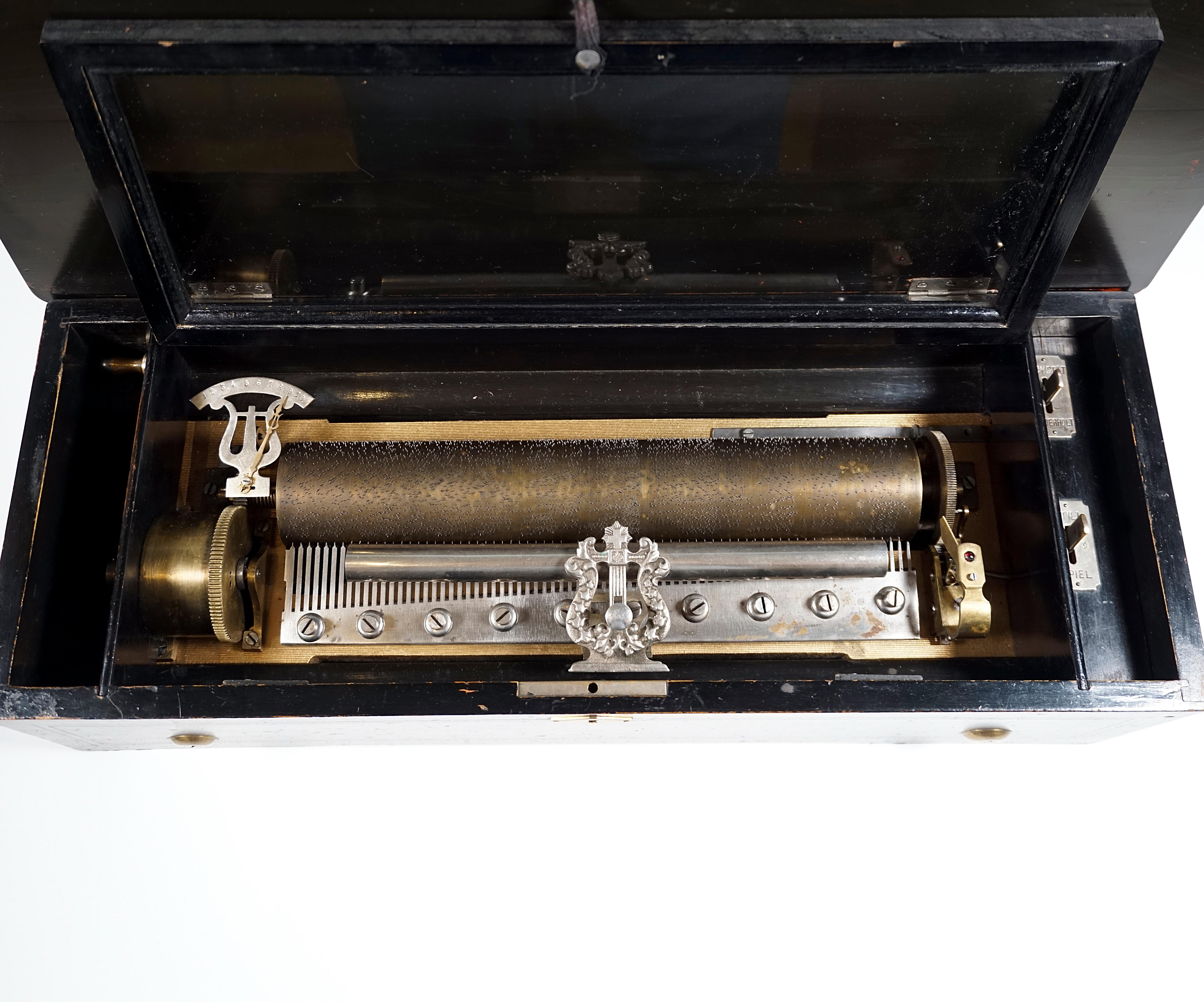 Hand-Crafted Antique Cylinder Music Box in Wooden Cassette, 10 Melodies, Around 1900