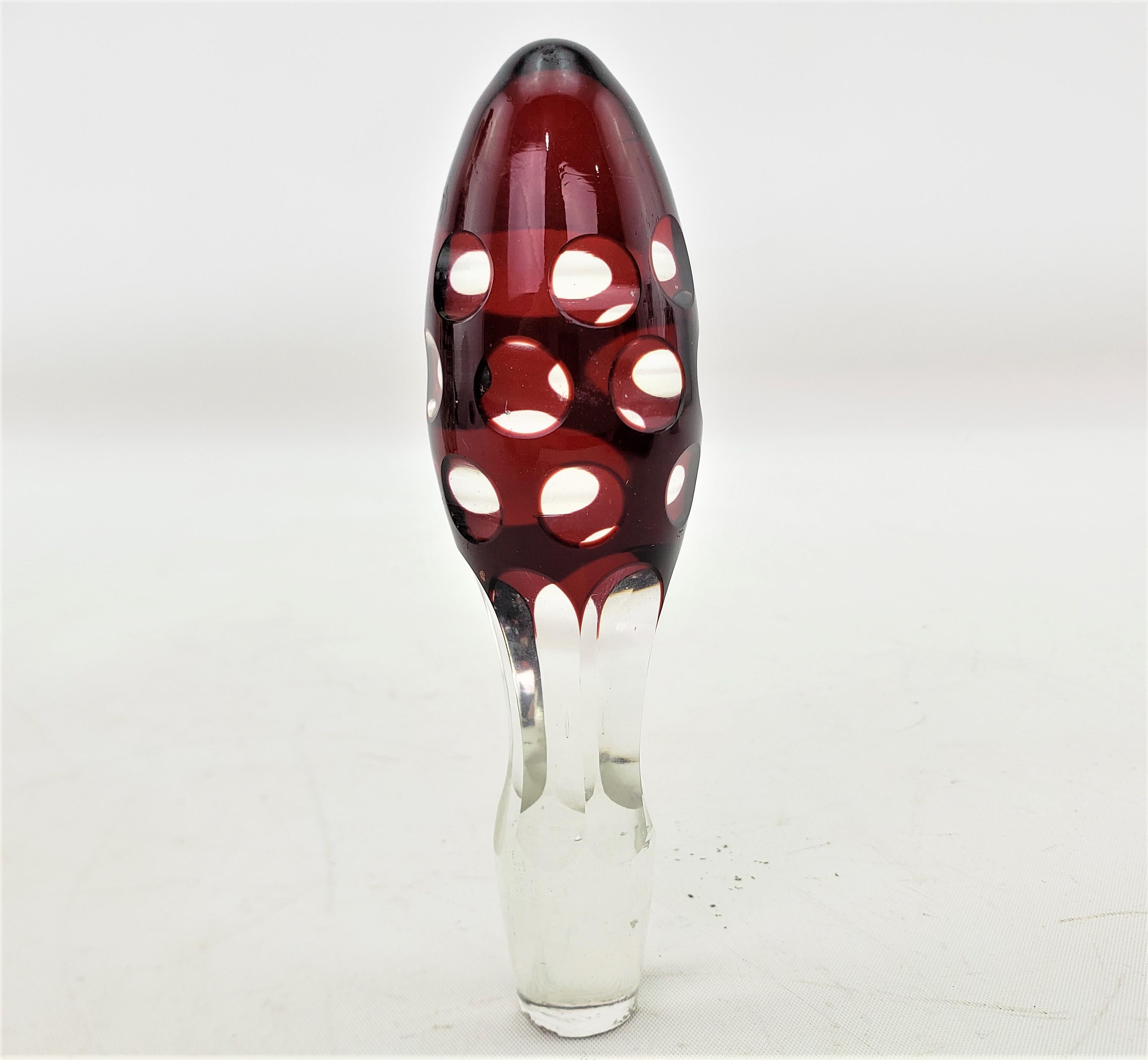 Antike tschechische Rubin geschnitten, um klare Flasche Dekanter mit verzierten versilbert Stand im Angebot 8