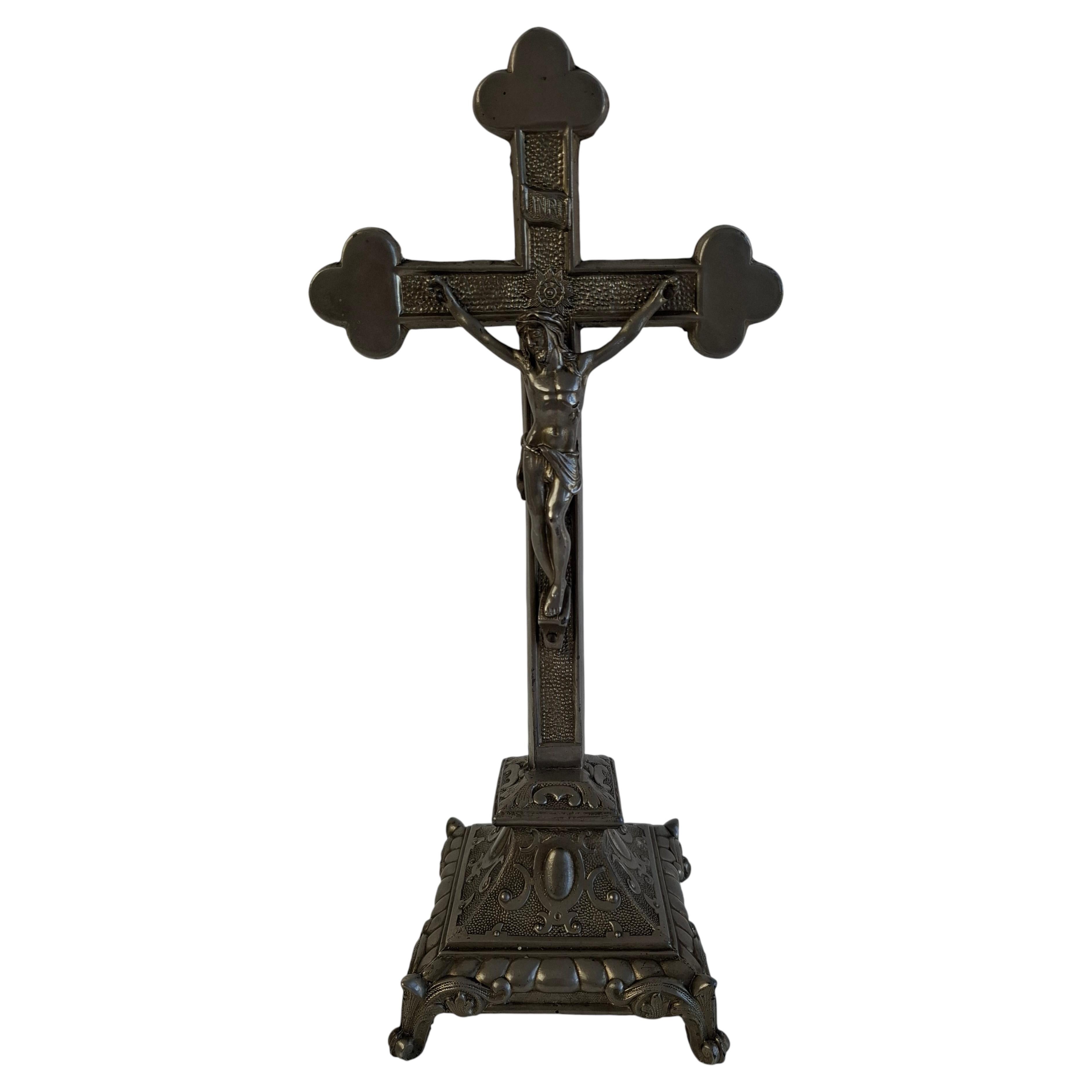 Antique Czechoslovak Neo-Gothic Cast Iron Table Crucifix, circa 1900 For Sale