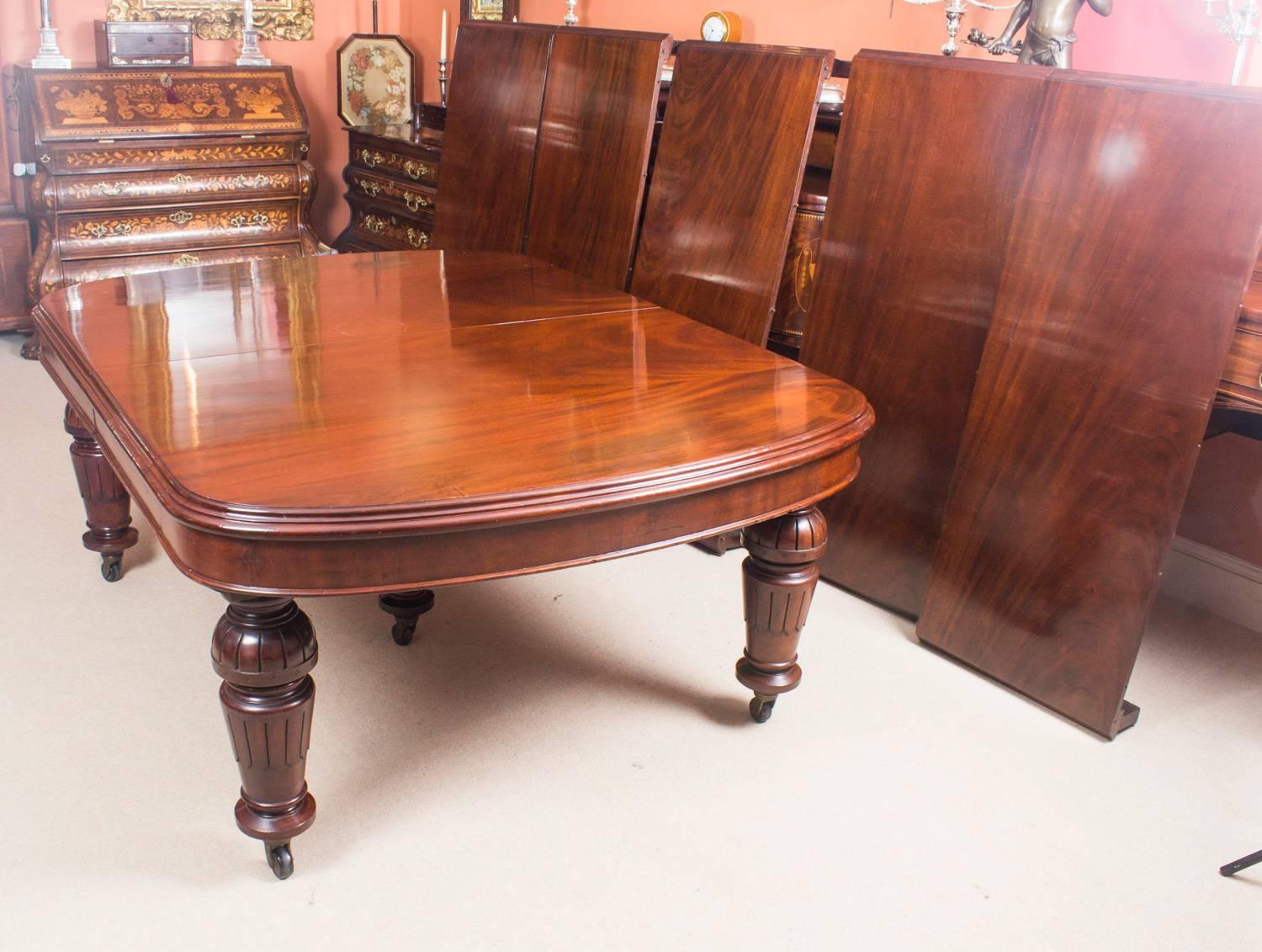 Antique D-End Mahogany Dining Table and 14 Upholstered Back Chairs, 19th Century 6