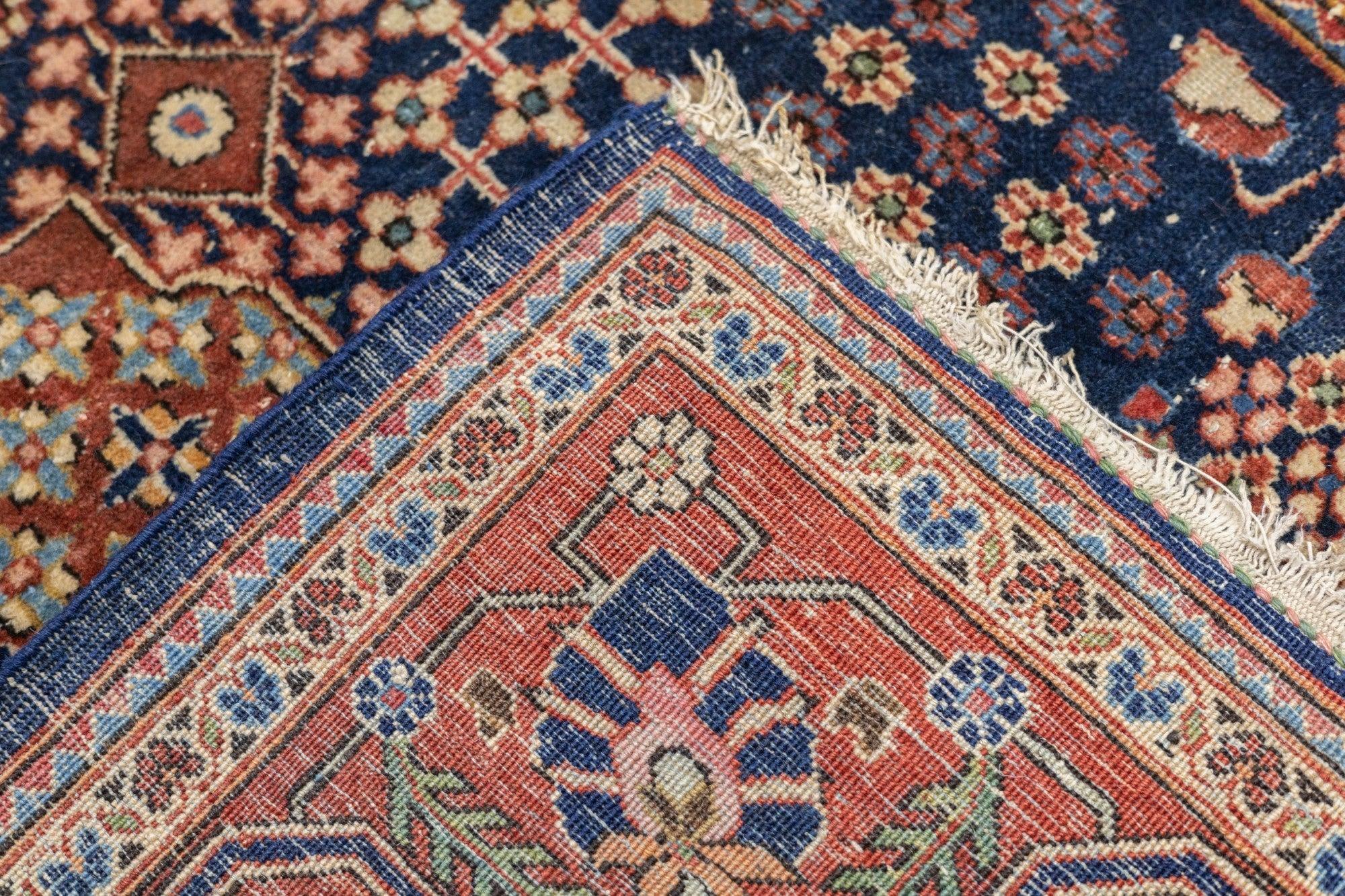 Tapis ancien Dabir Kashan 4'2'' x 6'5'' en vente 6