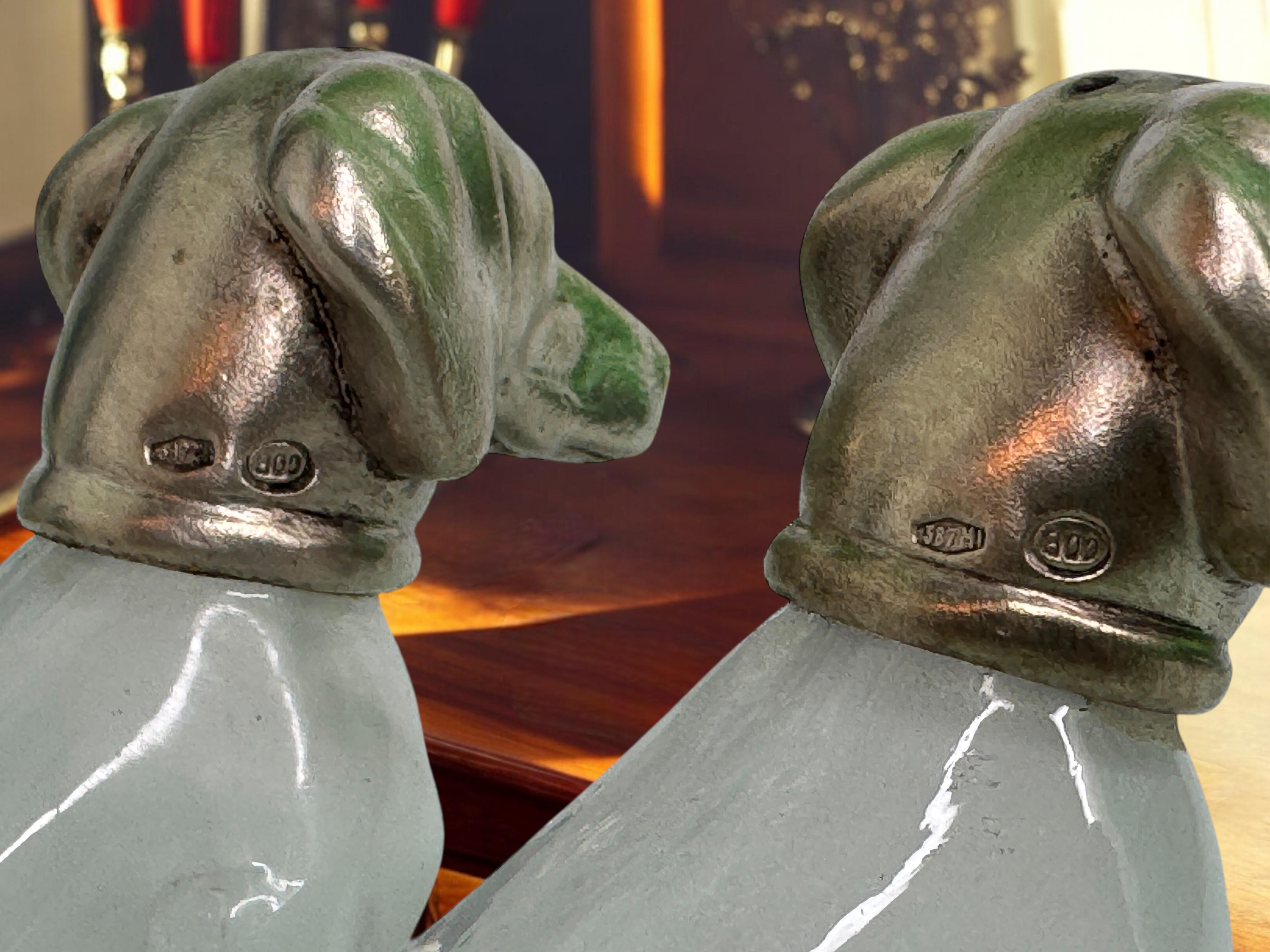 Anciennes salières et poivrières en forme de teckel avec têtes en argent .800, Allemagne 1900 en vente 10