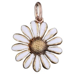Encanto Margarita Antigua de Oro de 14k