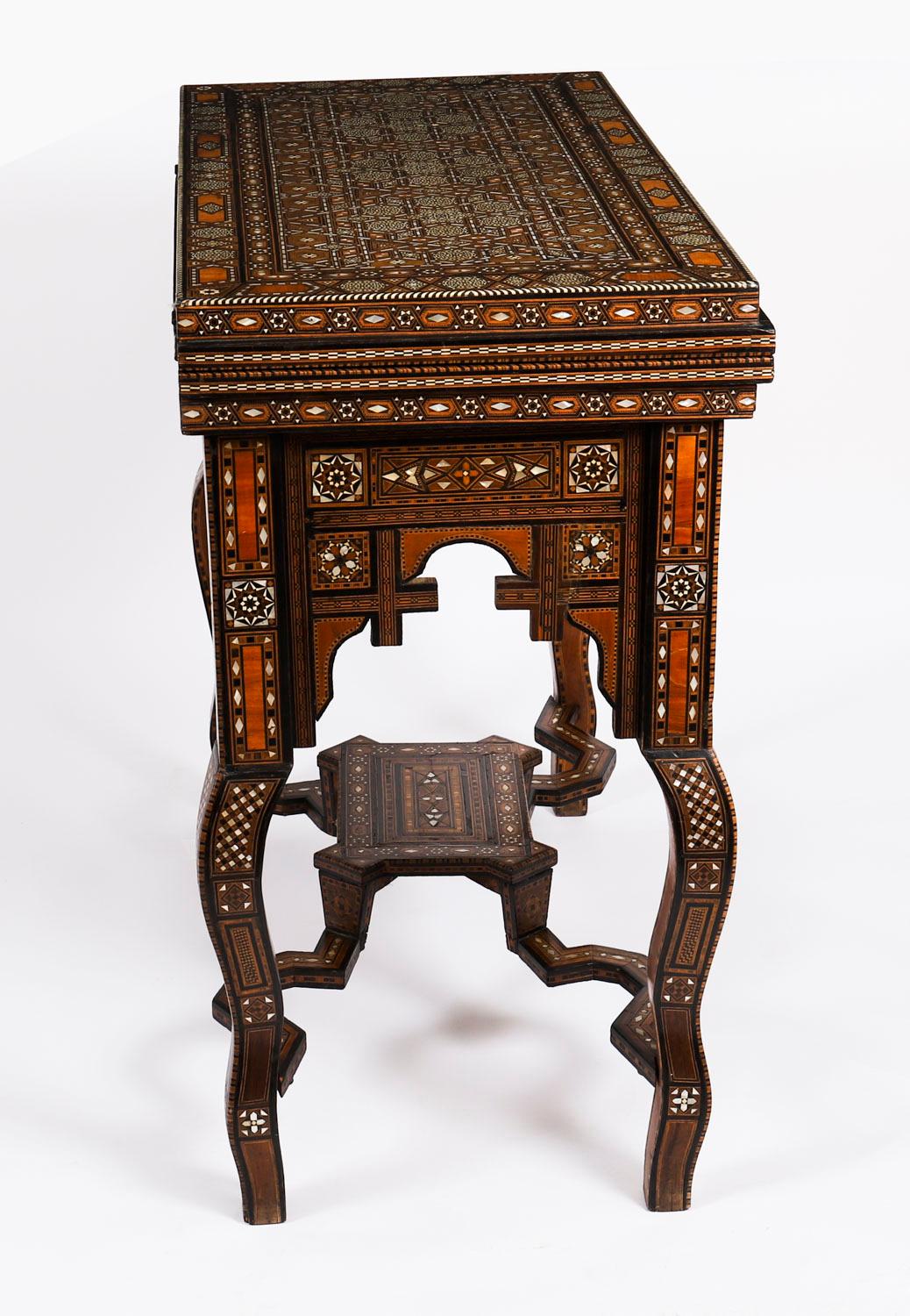 Antique Damascus Syrian Inlaid Card Chess Backgammon Games table 19th Century For Sale 2