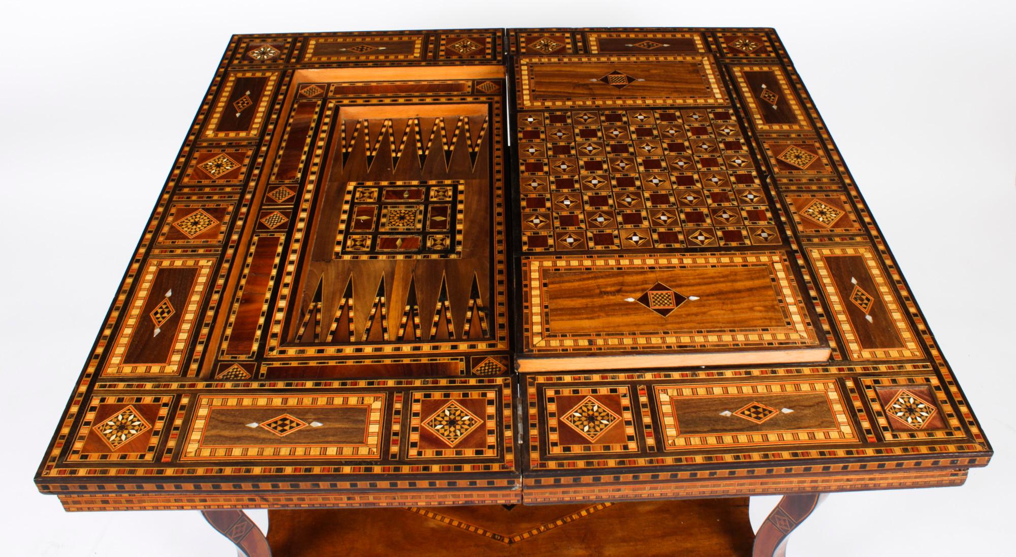 Ancienne table de jeu incrustée syrienne de Syrie, jeu d'échecs et backgammon, début du 20e siècle 7