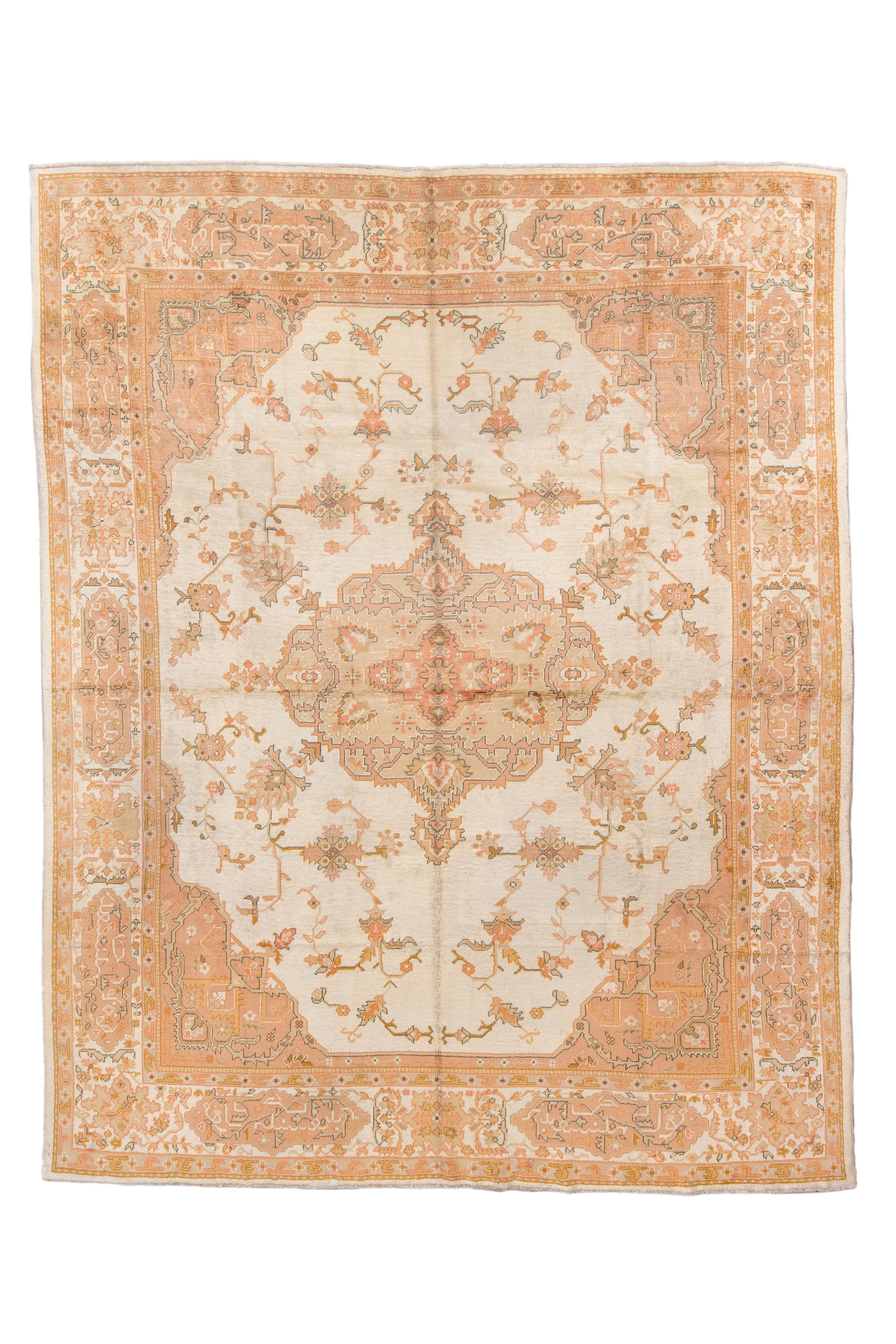Antique Dandelion Oushak with Large Medallion In Excellent Condition For Sale In New York, NY