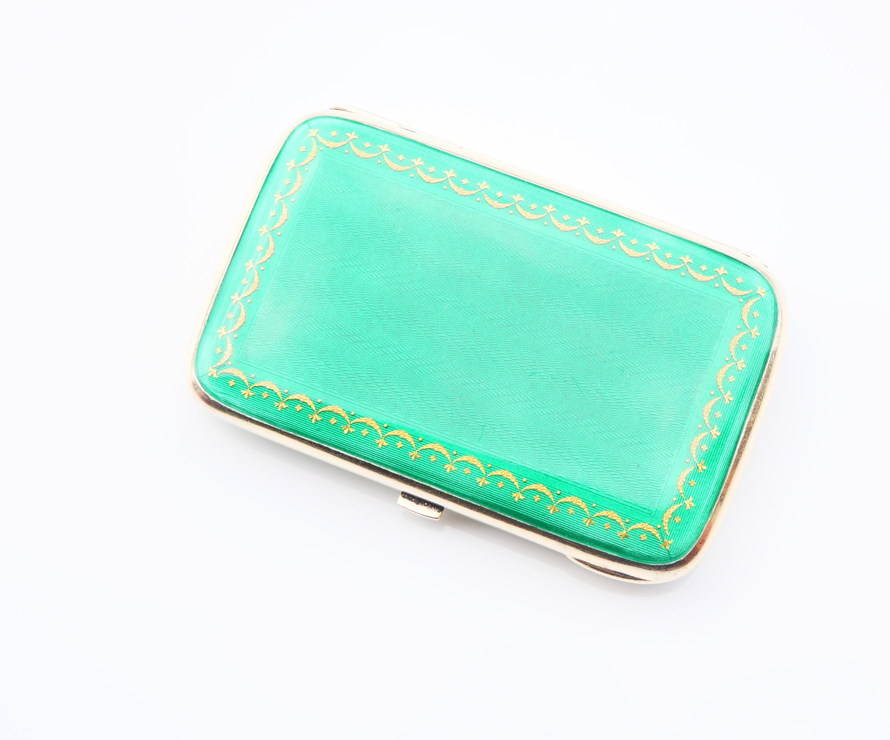 Ancienne boîte à cigarettes D.Andersen Gilt 830 Silver Green Guilloché Enamel /118  gr en vente 6