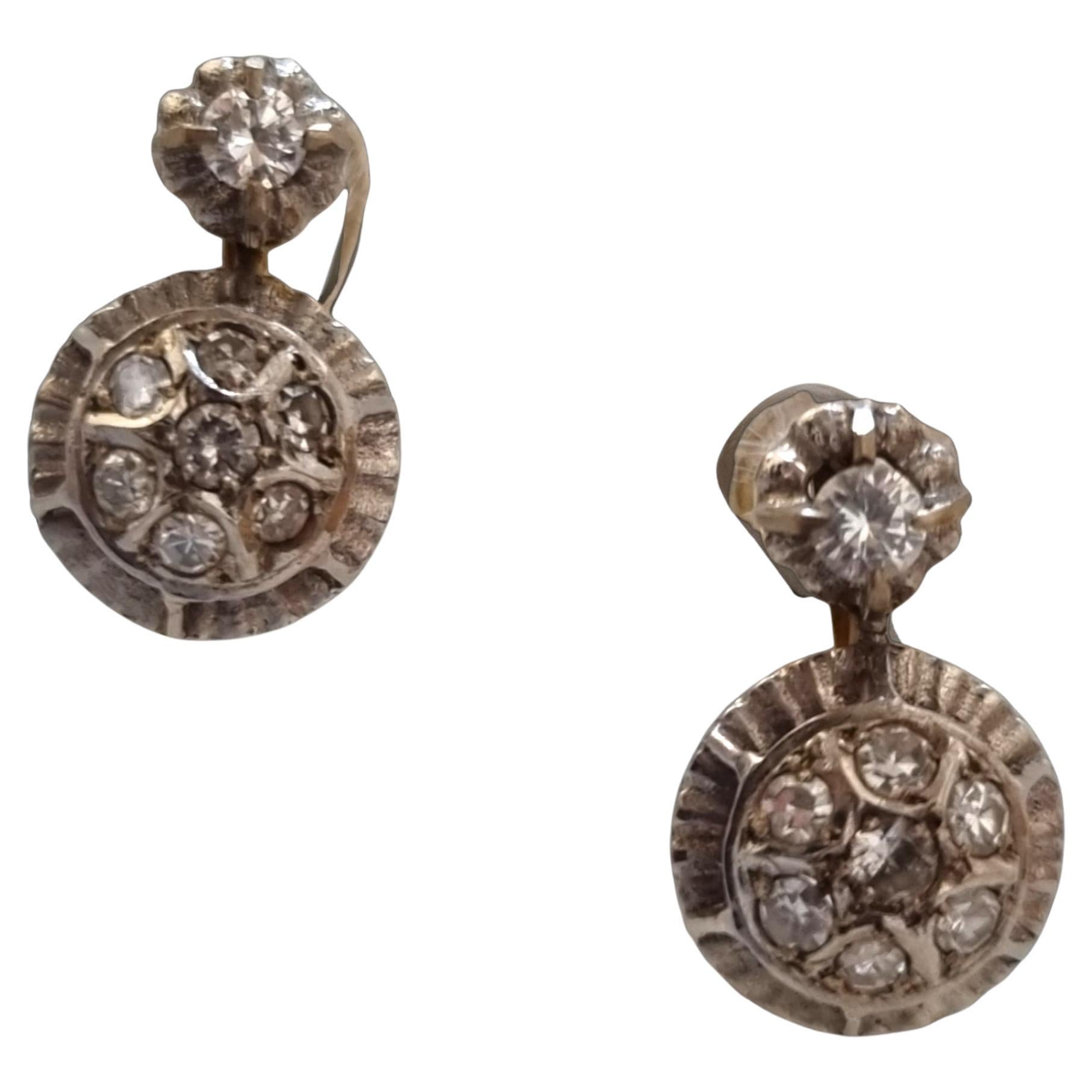 Boucles d'oreilles anciennes en forme de grappe de diamants, circa 1901-1915 en vente