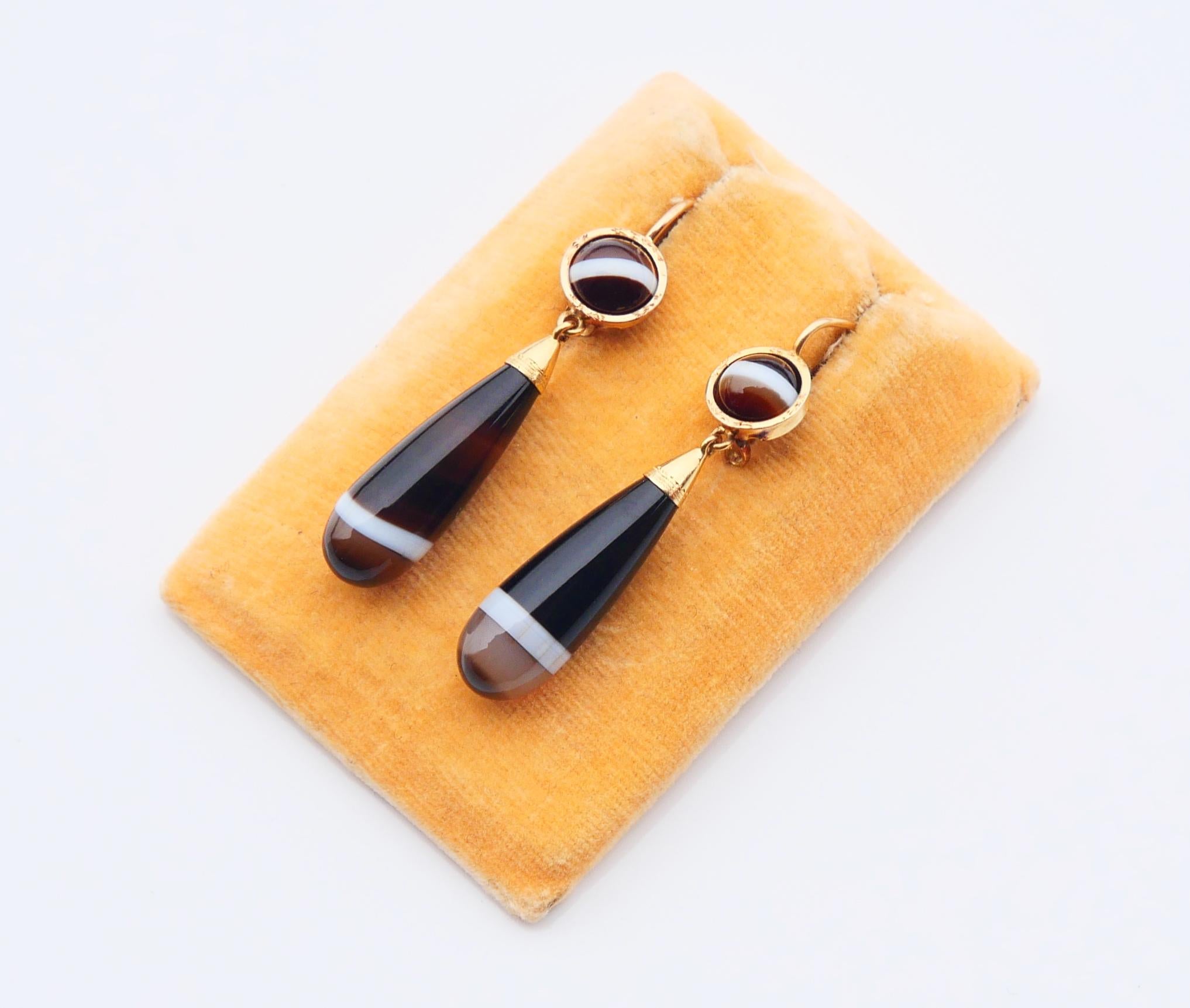Art Deco Antique Dangle Earrings Banded Chalcedony solid 18K Gold / 6 gr For Sale