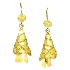 Antique Dangling Bell 18 Karat Gold Italy Earrings