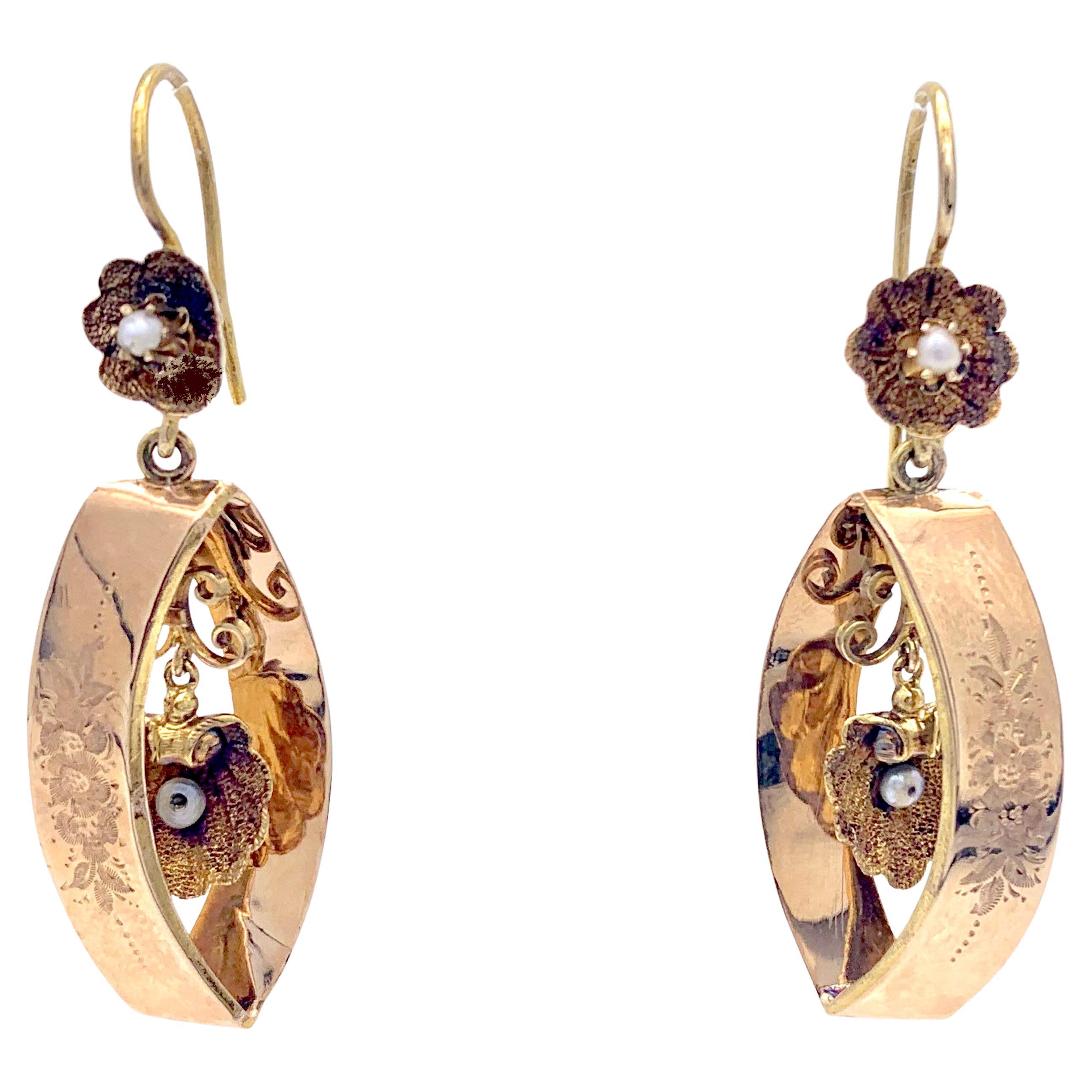 Boucles d'oreilles pendantes anciennes en or rose perles d'Orient  en vente
