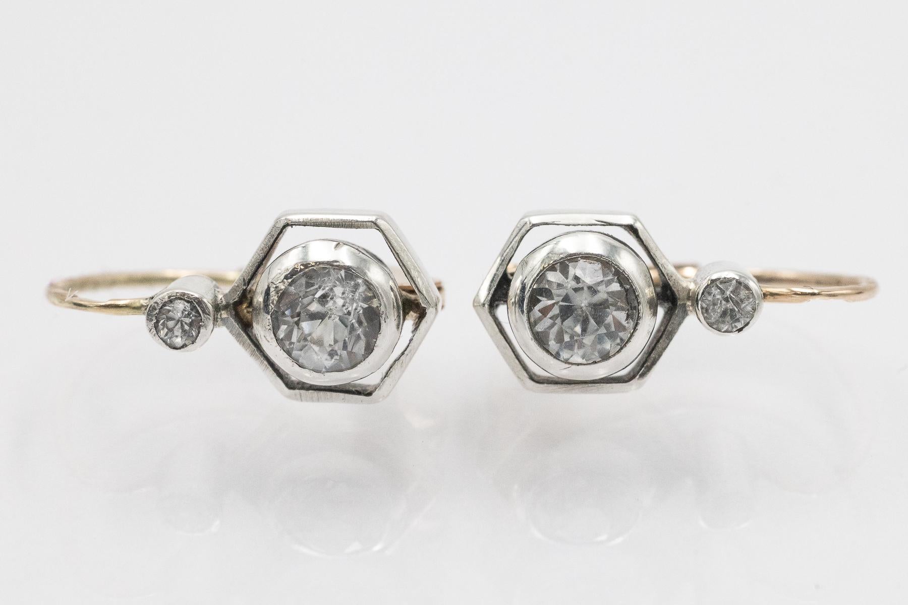 Art Nouveau Antique dangling earrings with white sapphires, Austria-Hungary, circa 1900. For Sale