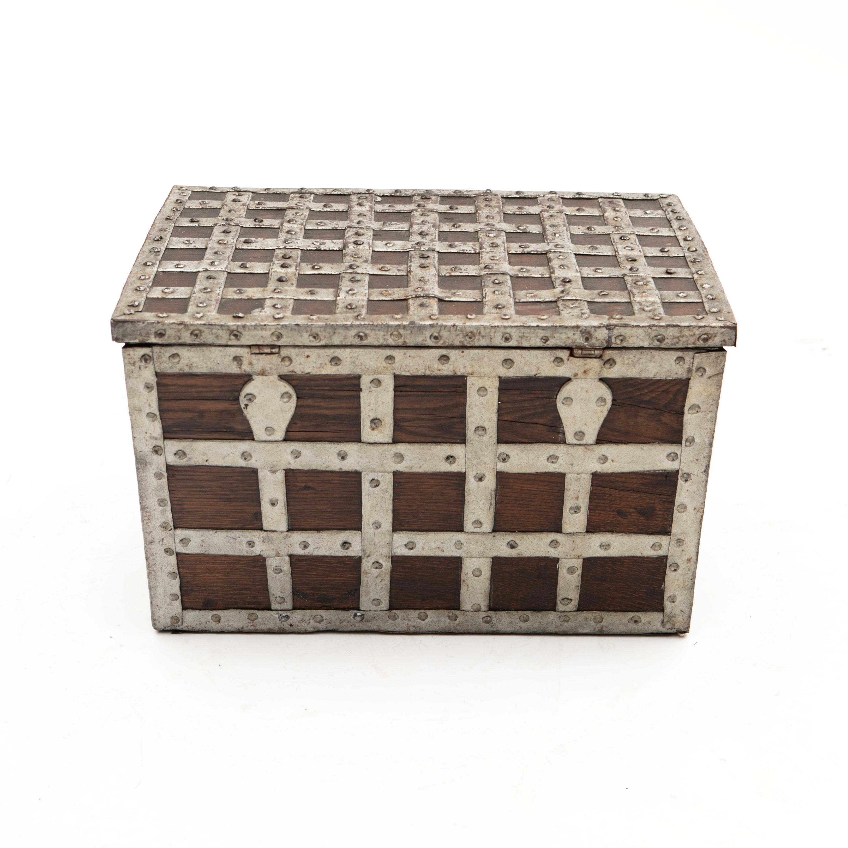 Danish 18th Century Baroque Strongbox Safe Chest For Sale 4