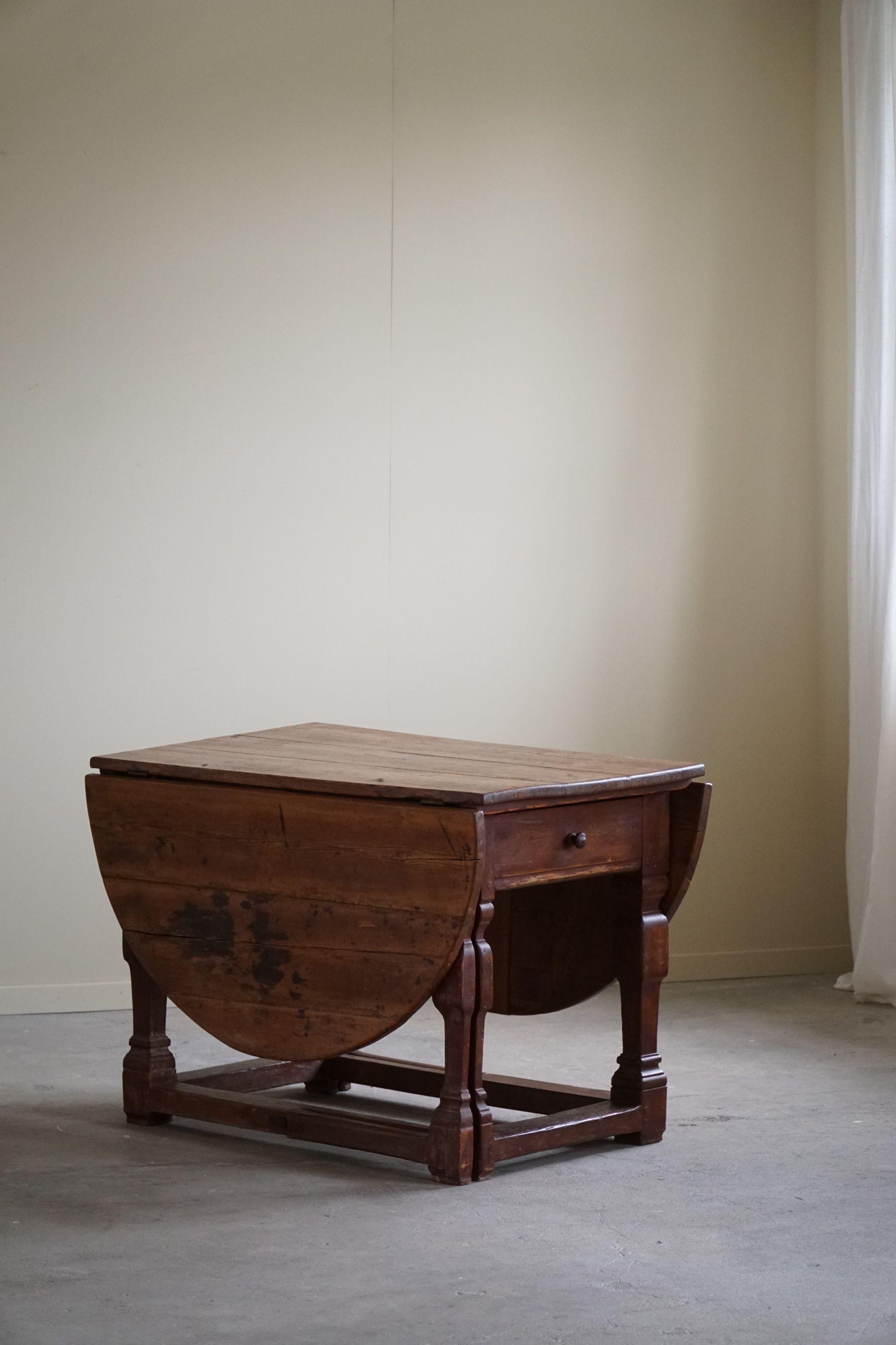 Hand-Crafted Antique Danish Baroque Drop Leaf Gate Leg Table in Pine, 18th Century