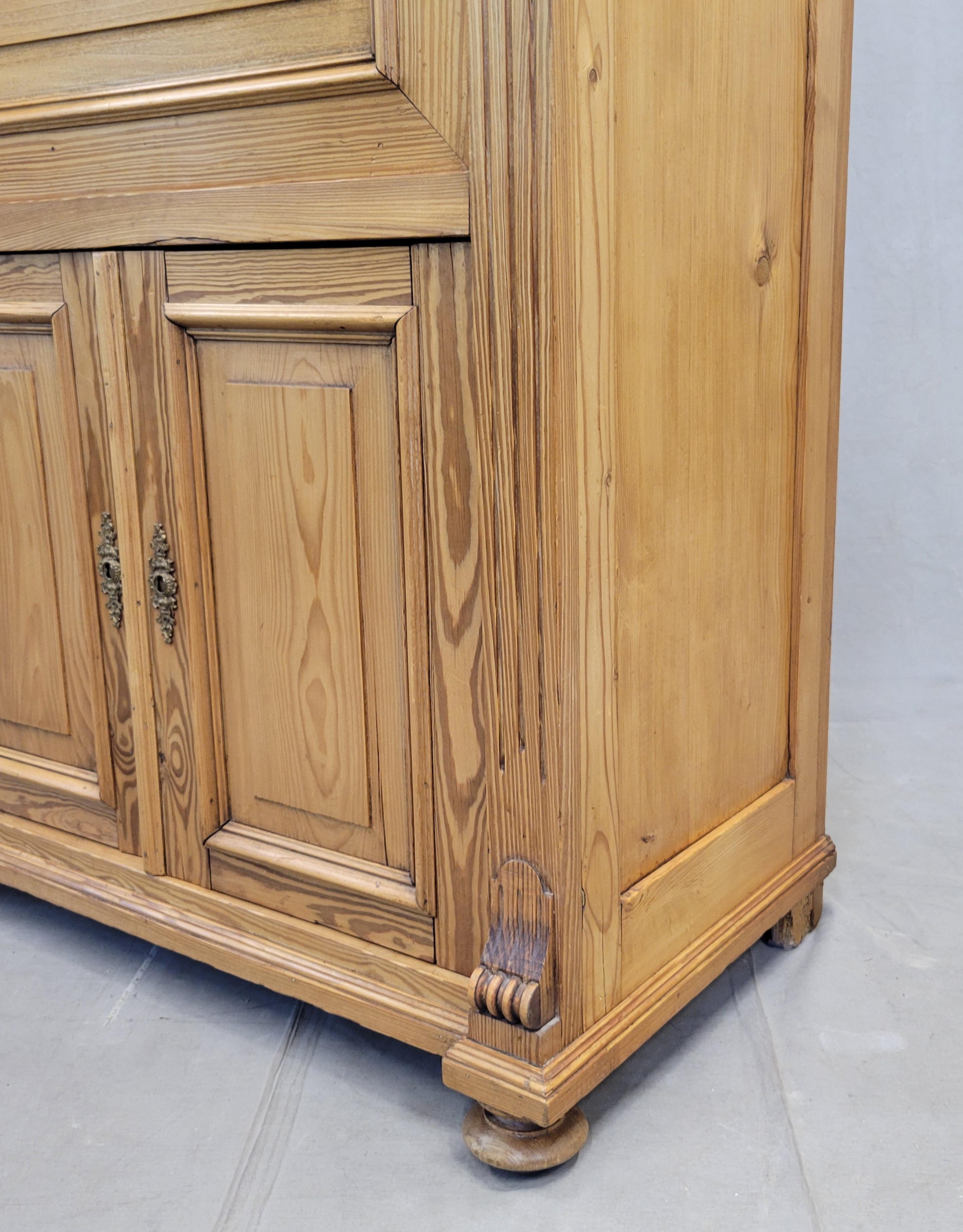 Antico scrittoio danese in pino Biedermeier con pelle blu in vendita 6