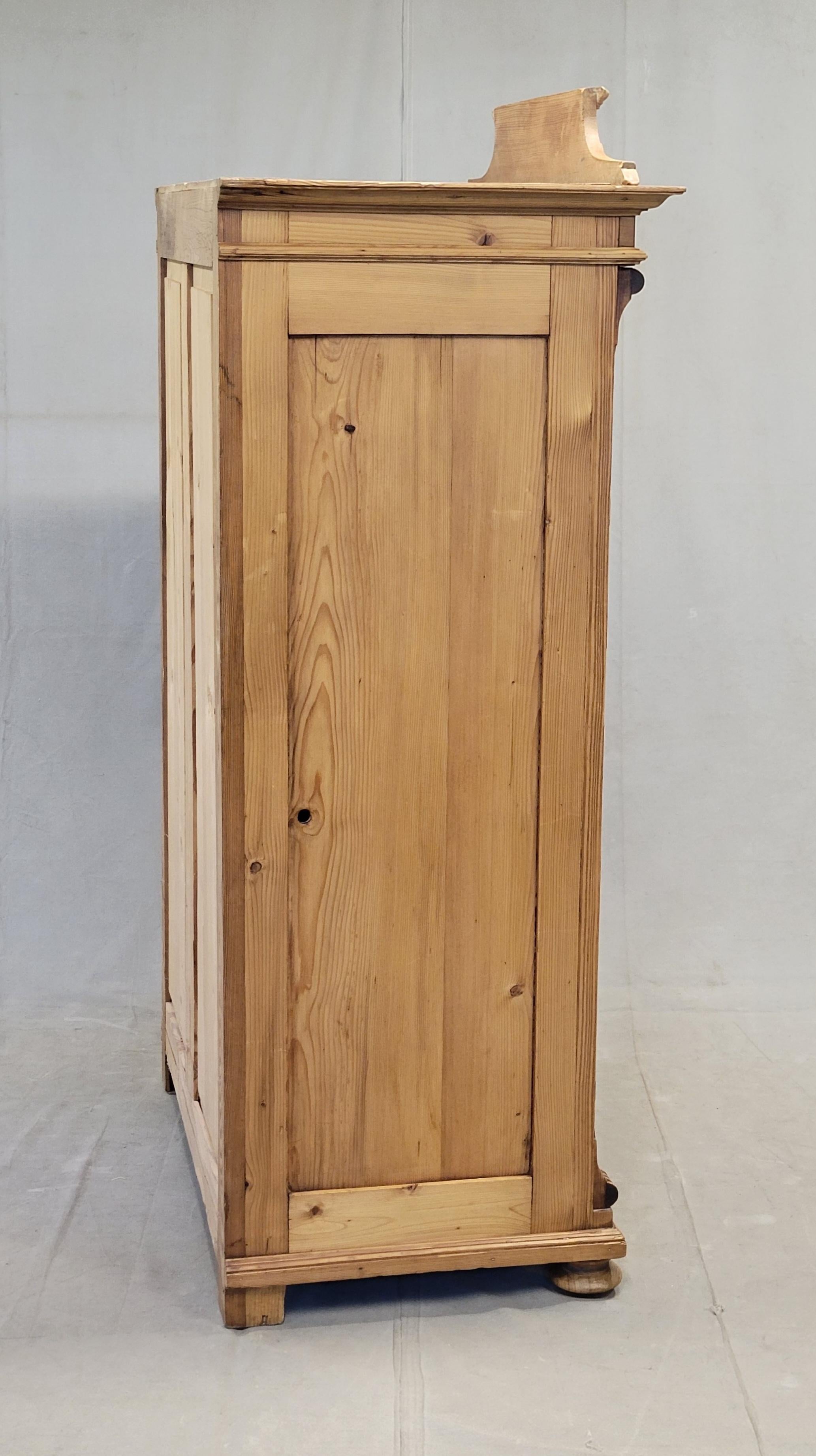 Antico scrittoio danese in pino Biedermeier con pelle blu in vendita 8