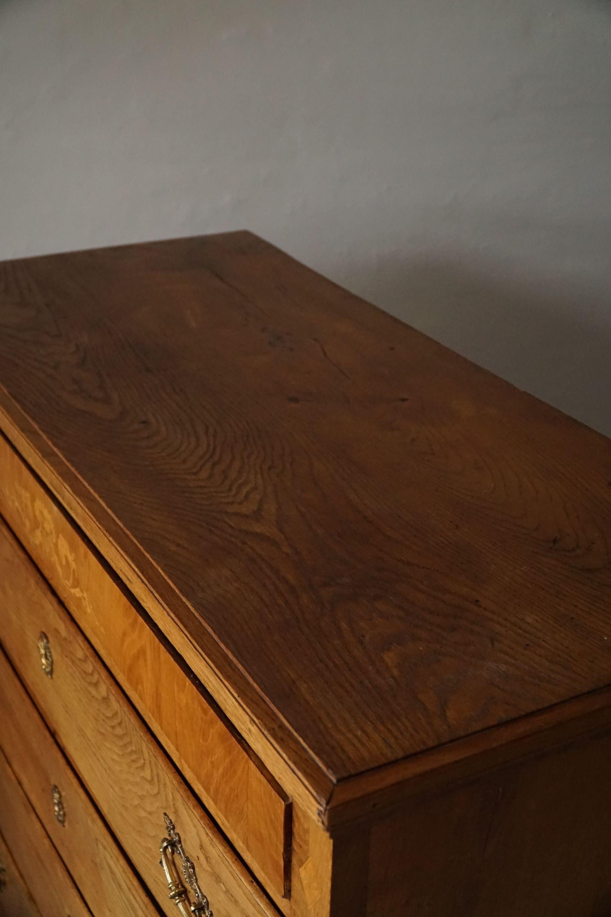 Antique Danish Chest of Drawers in Oak, Made in Late 18th Century, Louis 16 For Sale 13