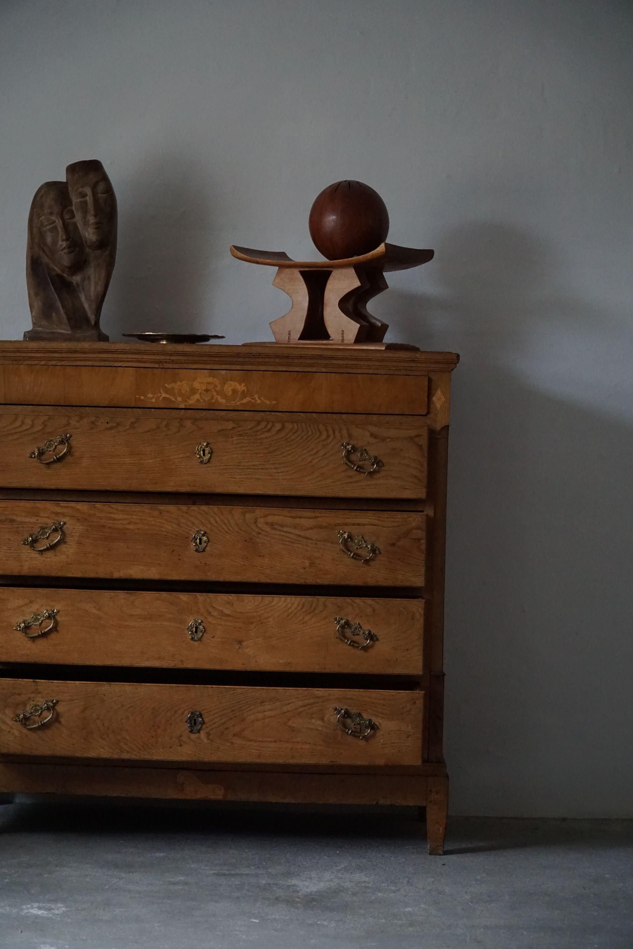 Antique Danish Chest of Drawers in Oak, Made in Late 18th Century, Louis 16 For Sale 2