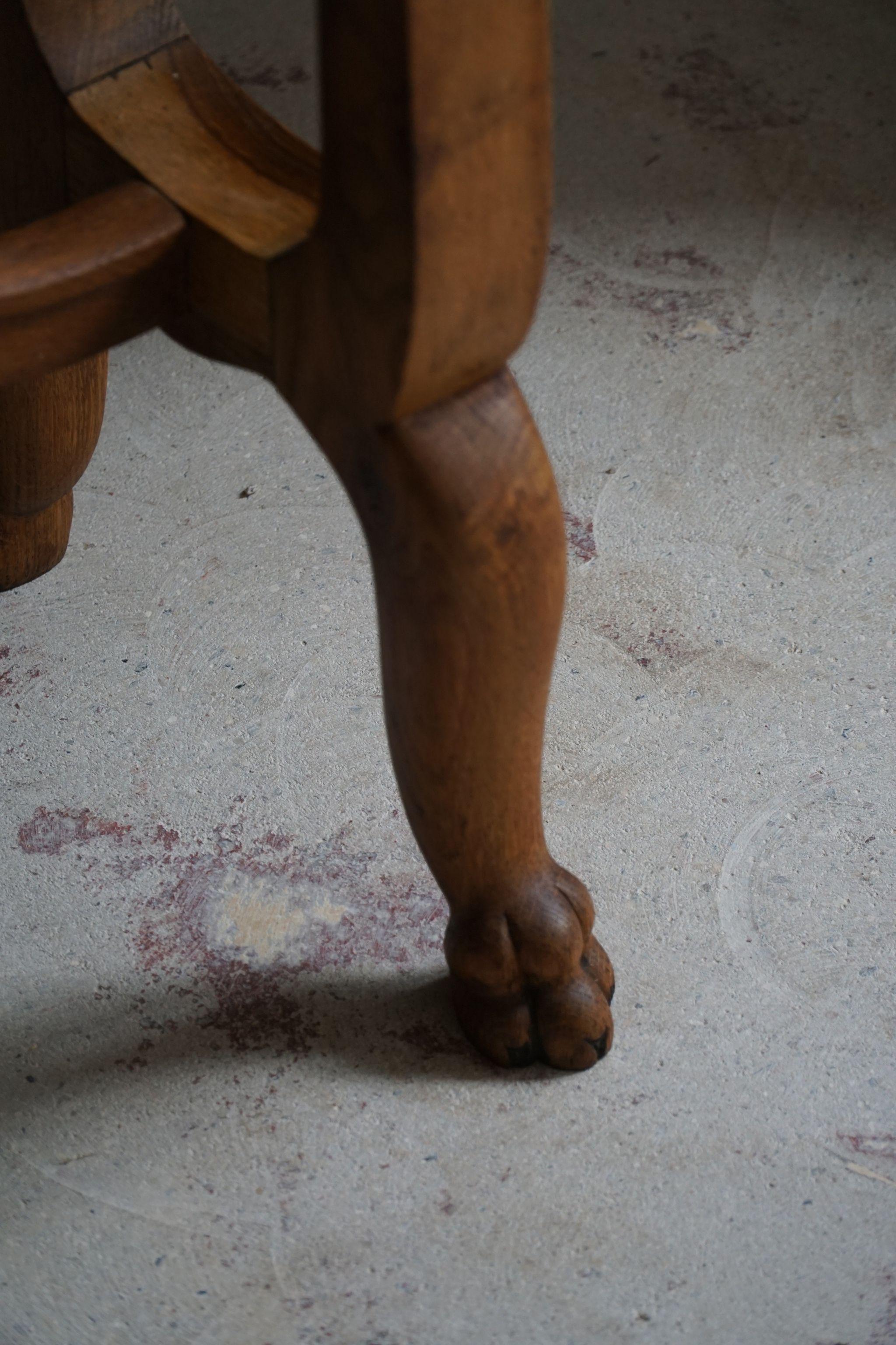 Table console danoise ancienne, chêne massif, pieds de lion sculptés, style baroque, années 1890 en vente 1
