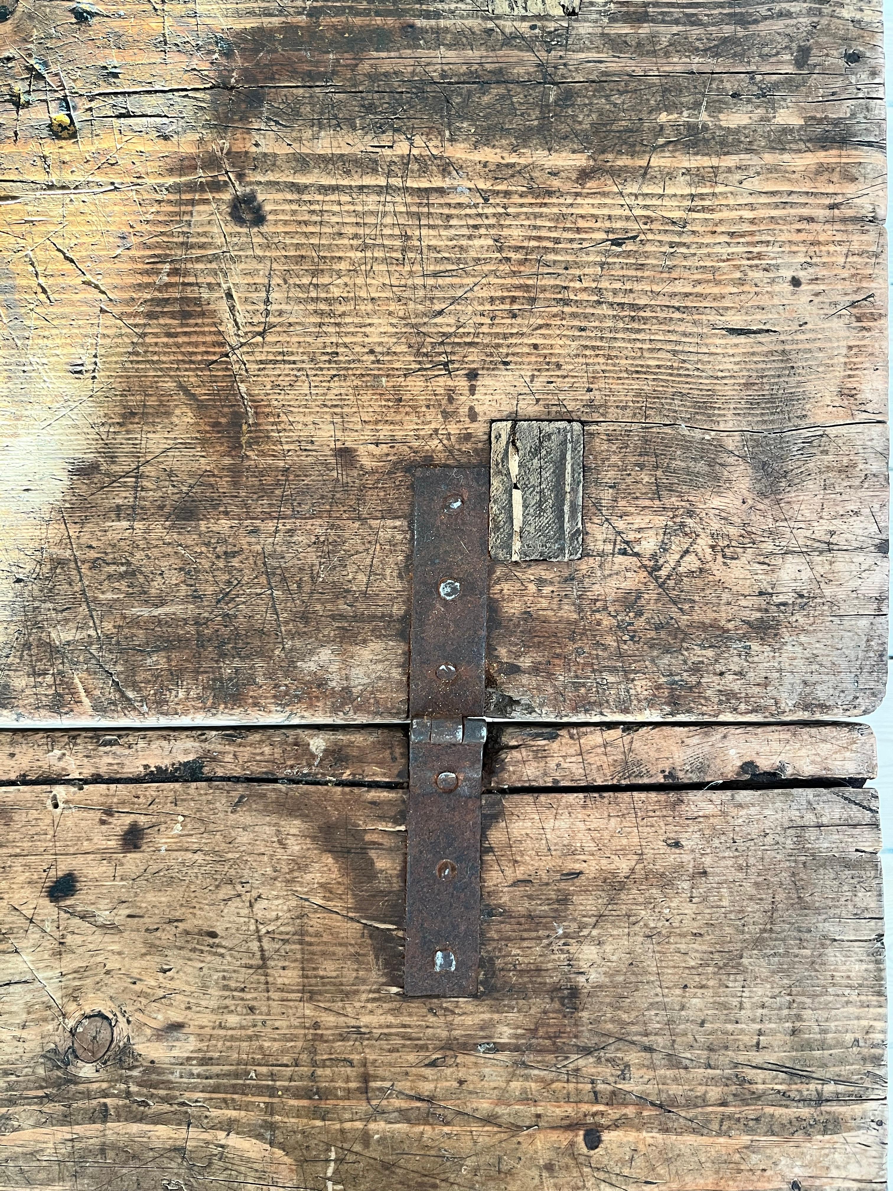 Ancienne table folklorique danoise du 18ème siècle 5