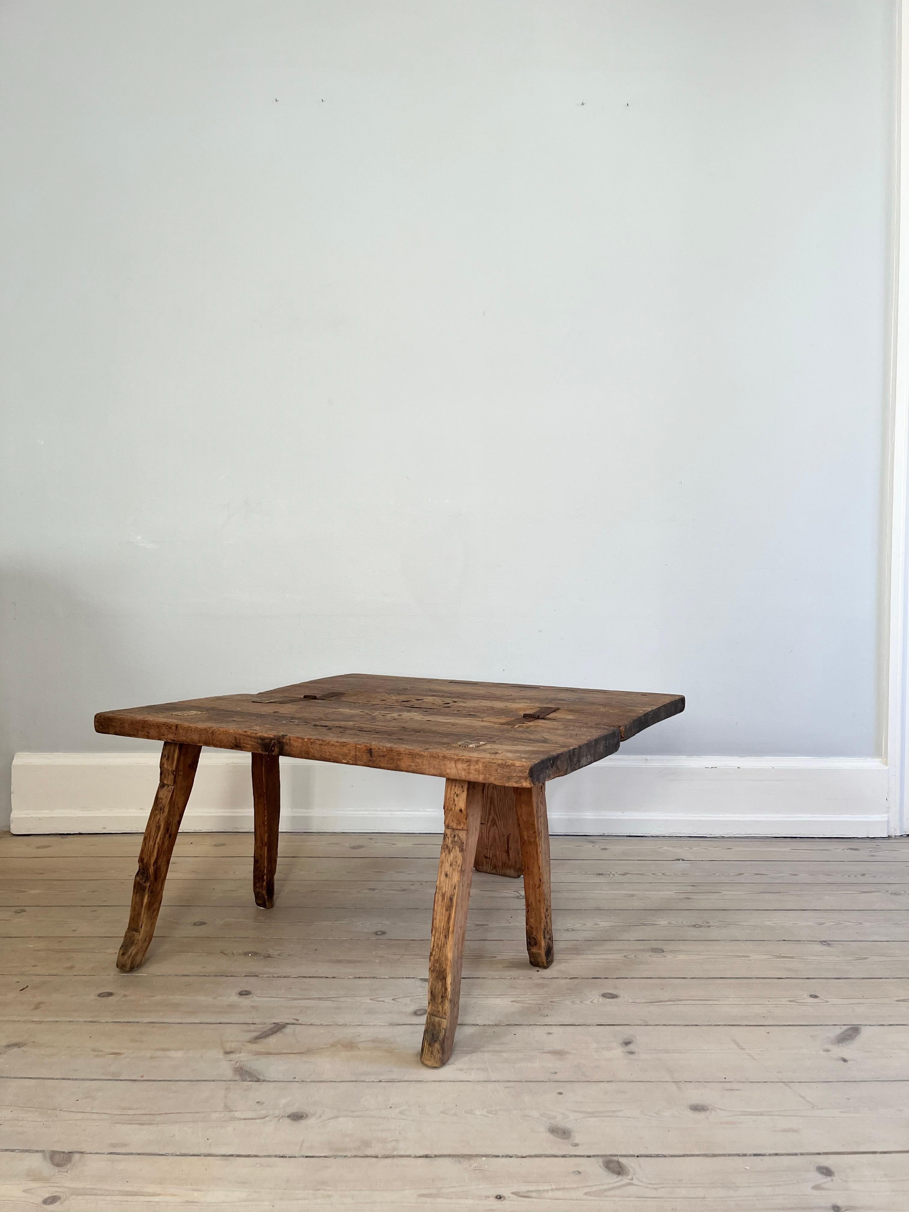 Danois Ancienne table folklorique danoise du 18ème siècle