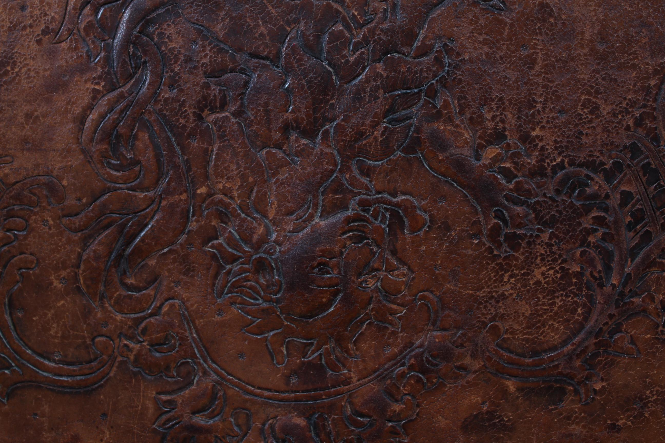 Antique Danish Hand Carved Piano Bench with Lion Heads and Original Leather Seat For Sale 8