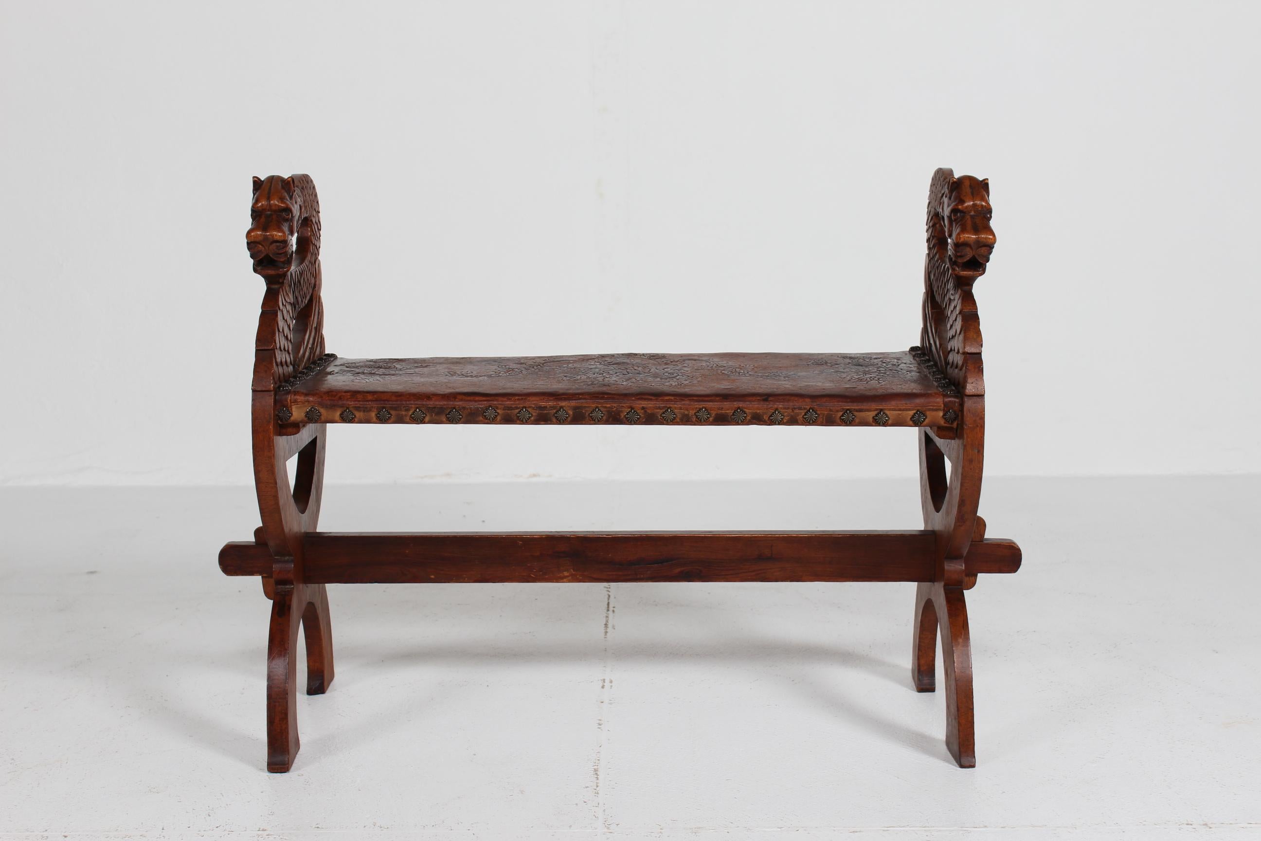 Antique Danish Hand Carved Piano Bench with Lion Heads and Original Leather Seat For Sale 10