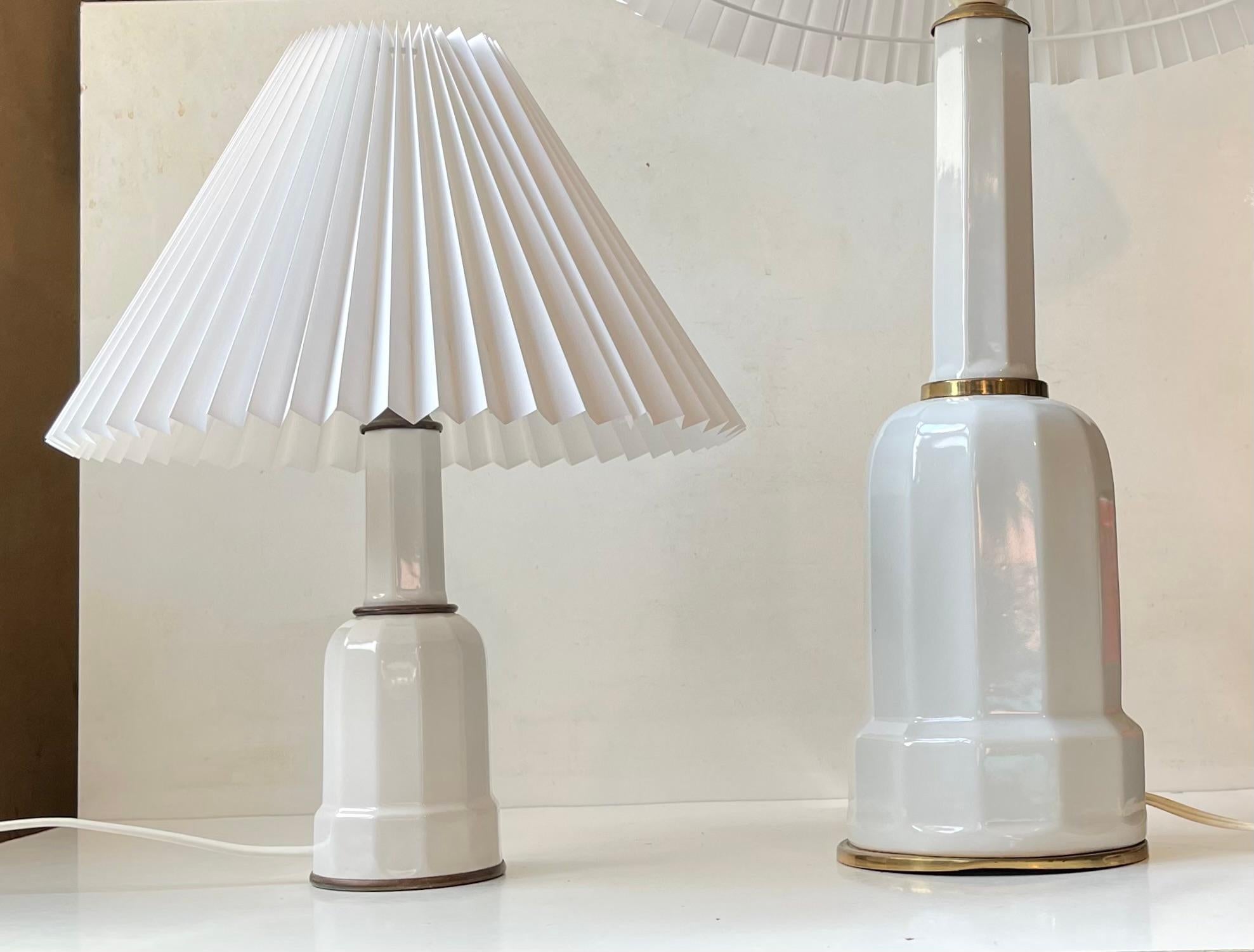 Neoclassical Antique Danish Heiberg Table Lamps in White Porcelain and Brass For Sale