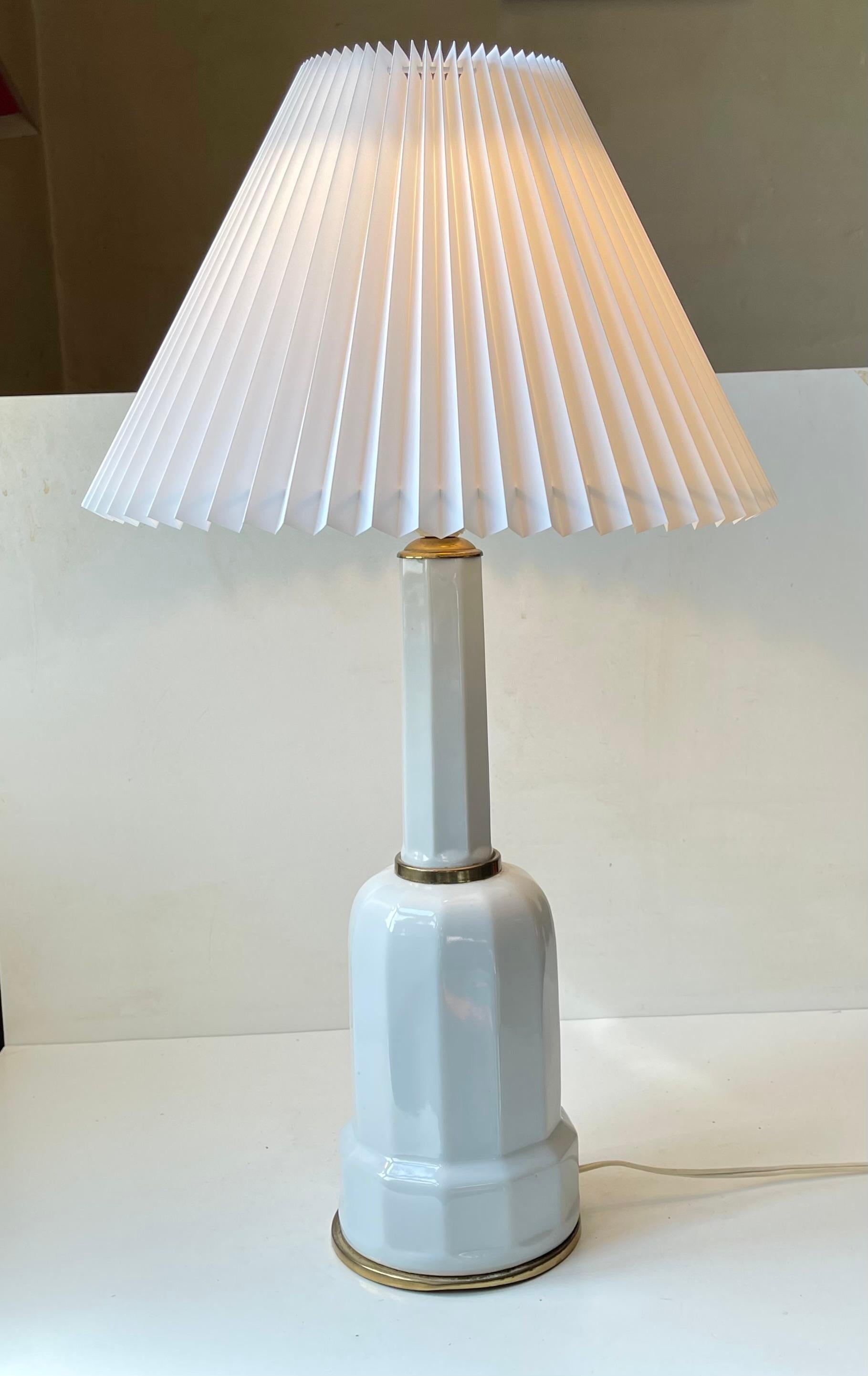 Antique Danish Heiberg Table Lamps in White Porcelain and Brass For Sale 3