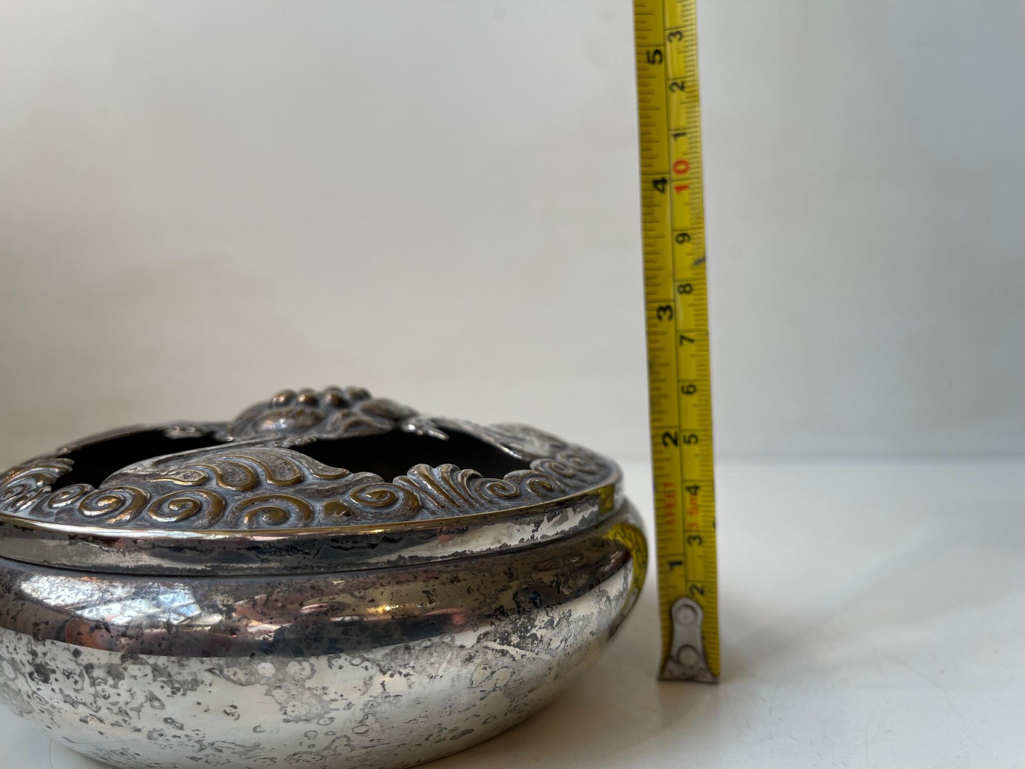 Early 20th Century Antique Danish Incense - Potpourri Jar with Swans, 1920s For Sale