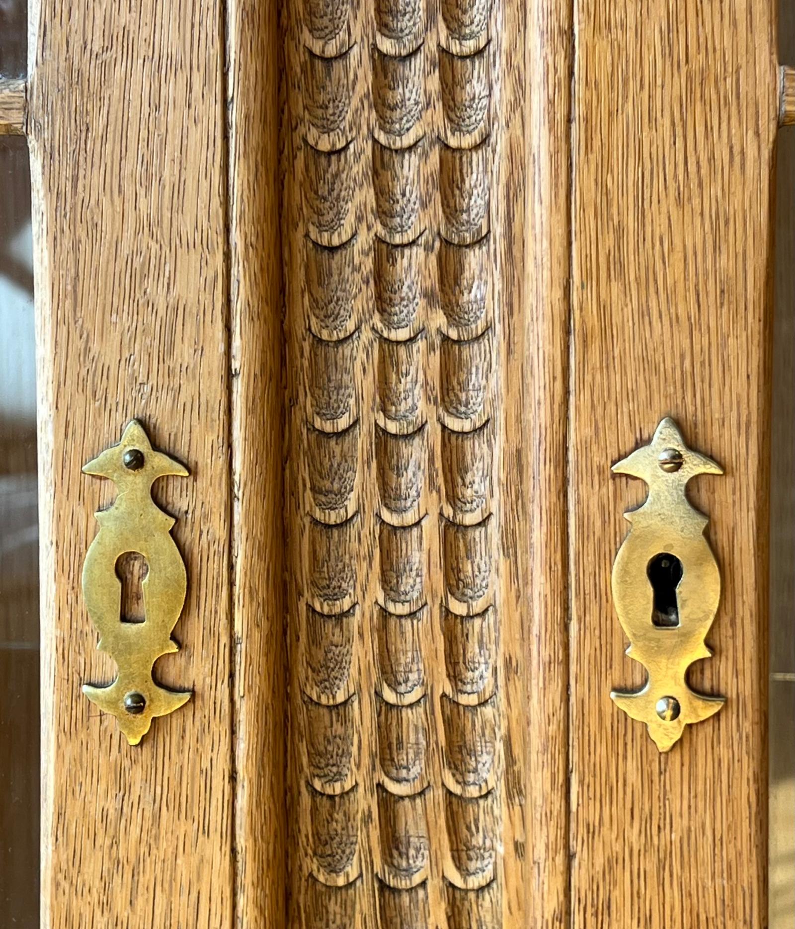 Danese Antico mobile danese in Oak con cassetto nascosto, circa 1930 in vendita