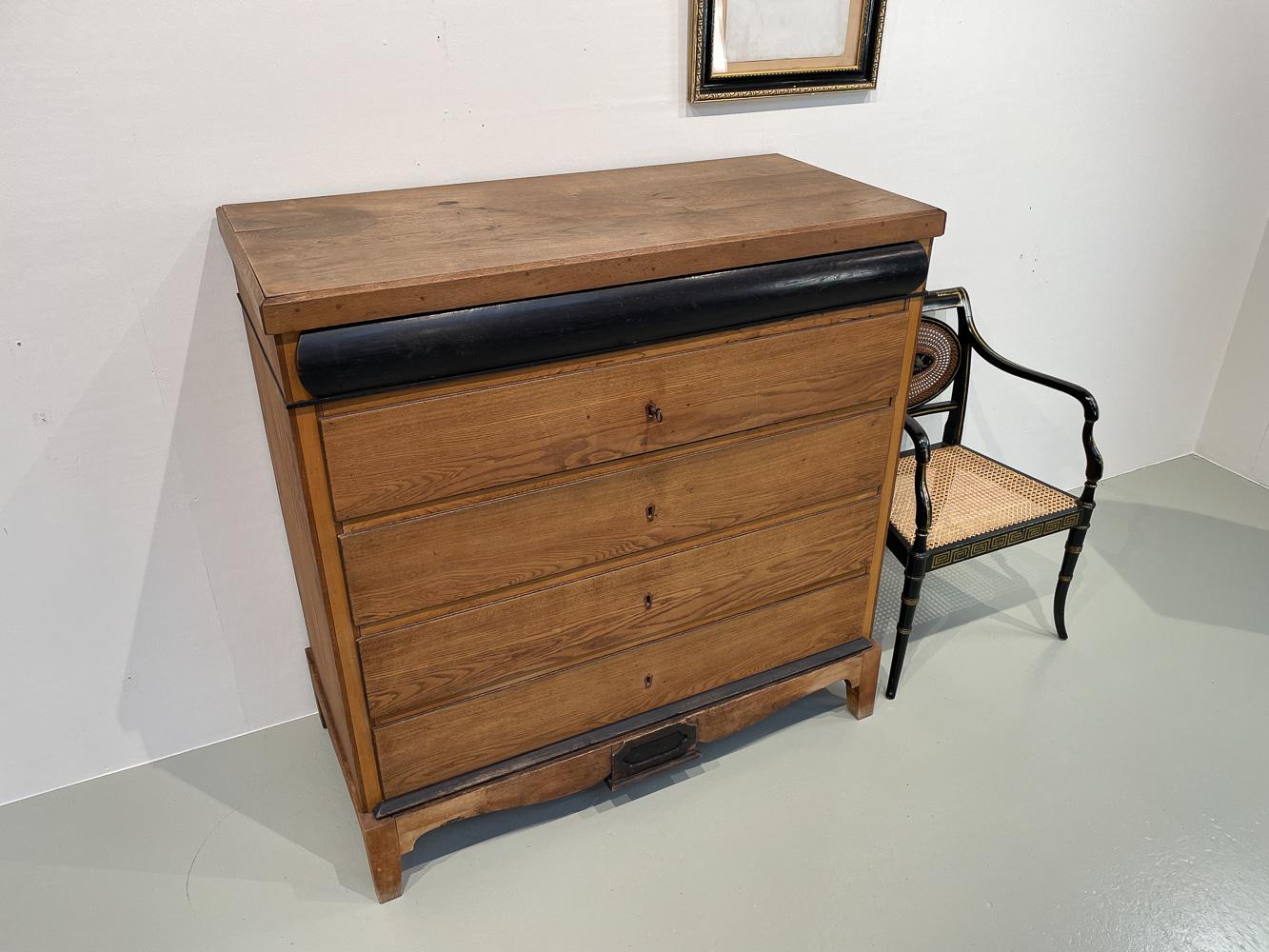 Antique Danish Oak Chest of Drawers, ca. 1800. For Sale 9