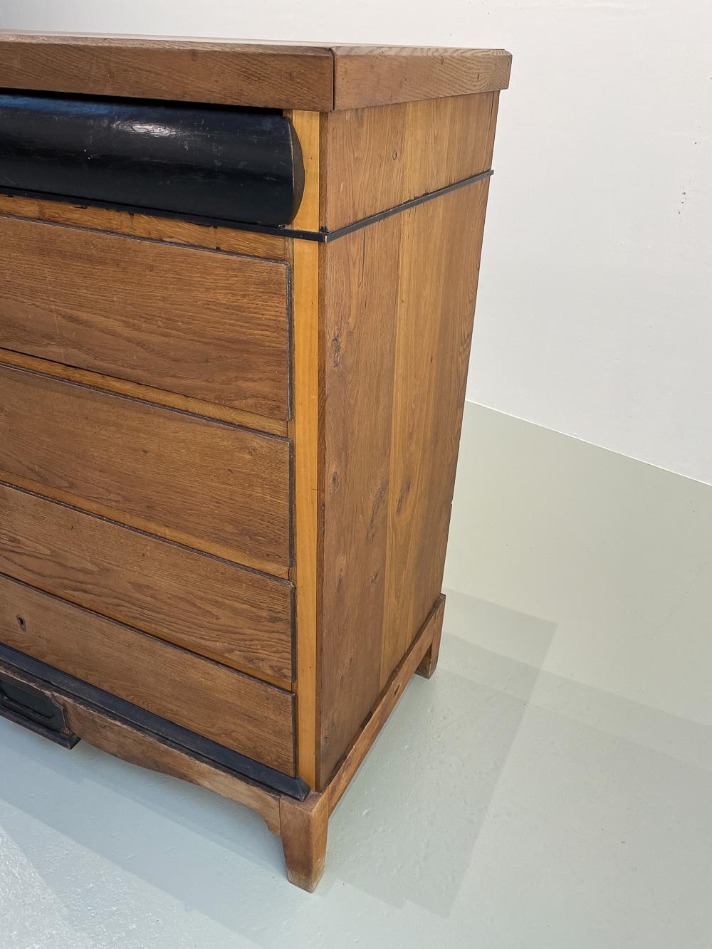 Antique Danish Oak Chest of Drawers, ca. 1800. For Sale 3