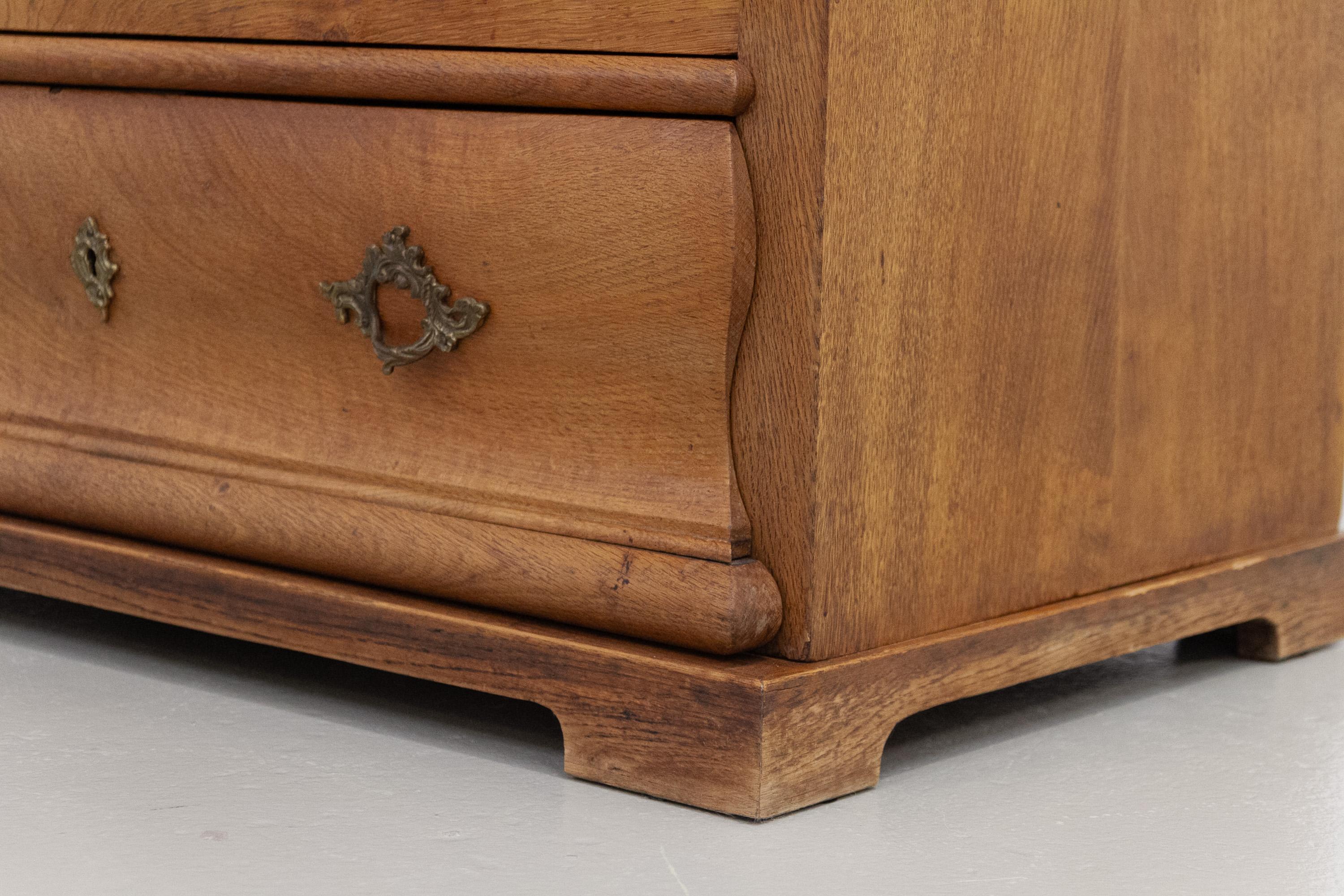 Antico mobile danese in Oak, anni '50 del XIX secolo. in vendita 5