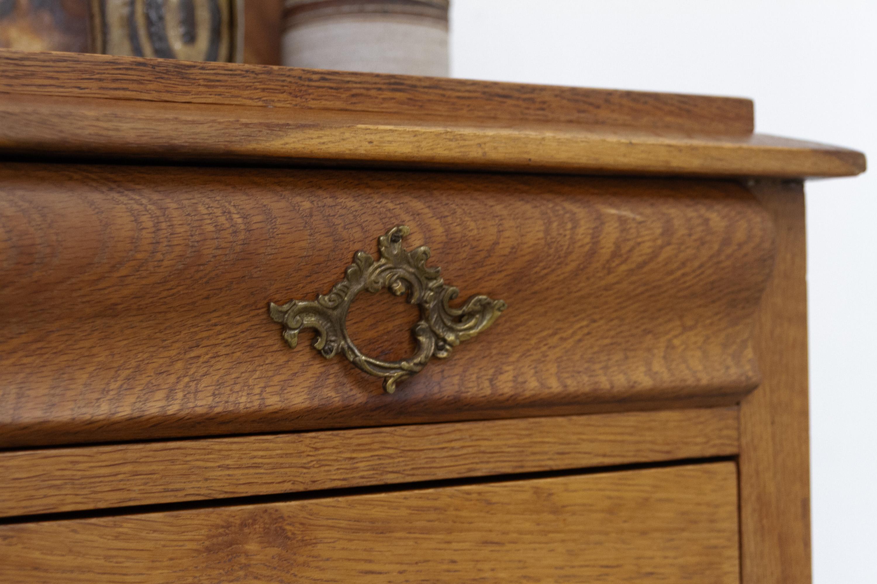 Antico mobile danese in Oak, anni '50 del XIX secolo. in vendita 12