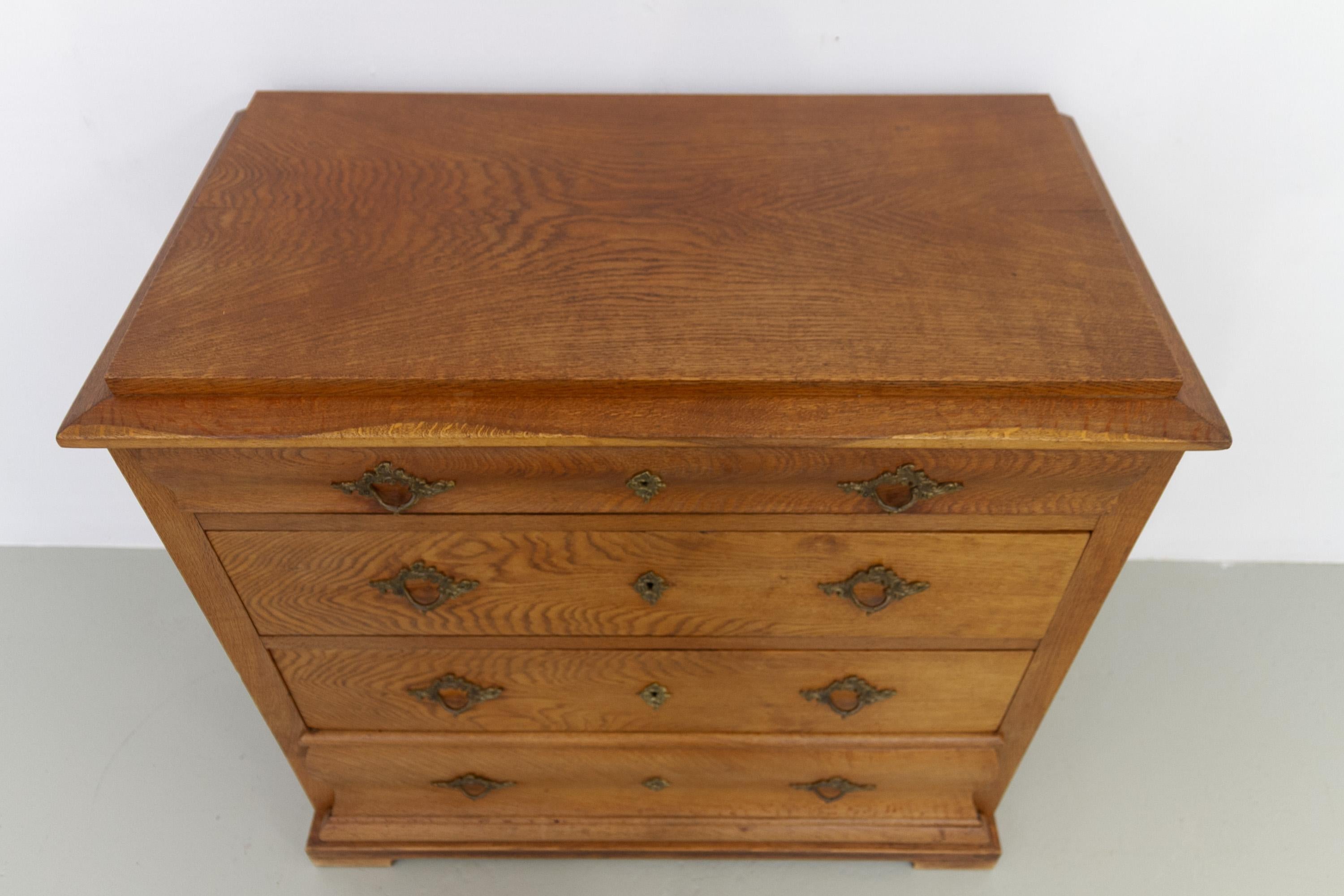 Quercia Antico mobile danese in Oak, anni '50 del XIX secolo. in vendita