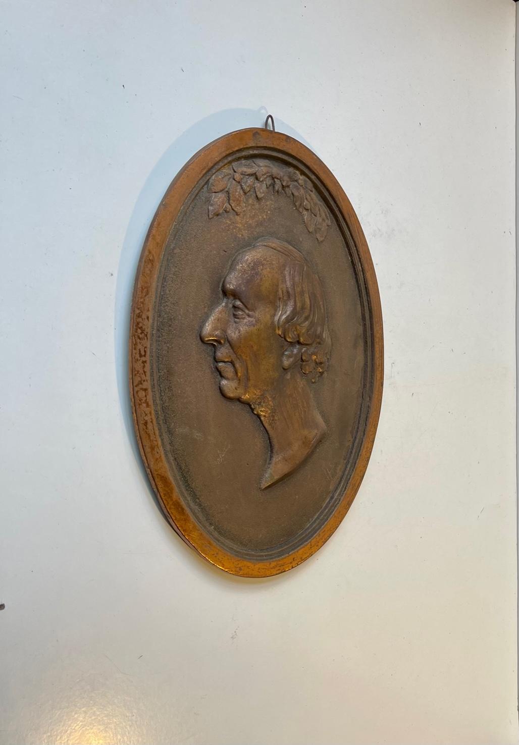 Antique Danish Oval Copper Wall Plaque of H. C. Andersen For Sale 1