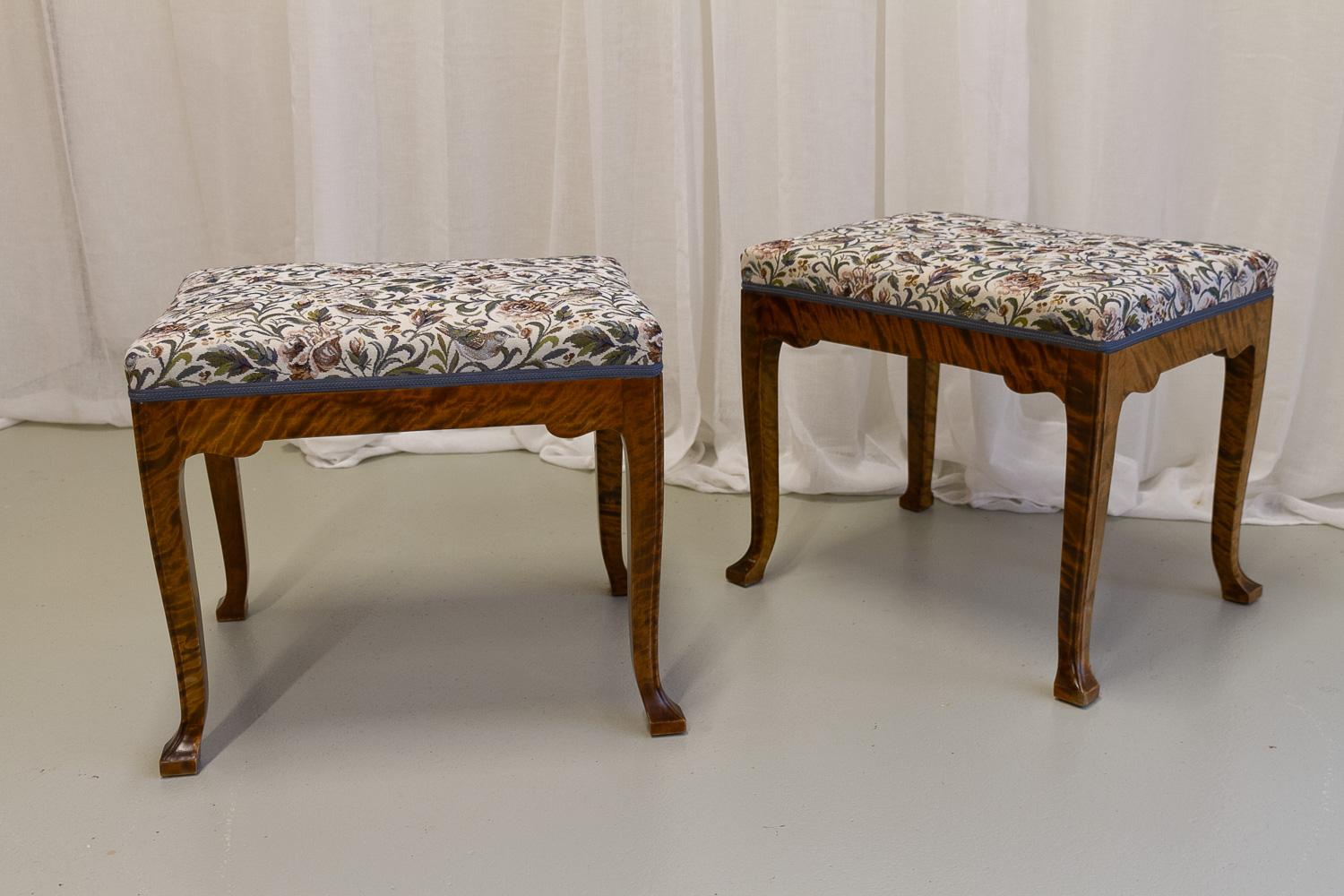 Tabourets danois anciens de style rococo en bouleau, années 1870. Ensemble de 2. en vente 7