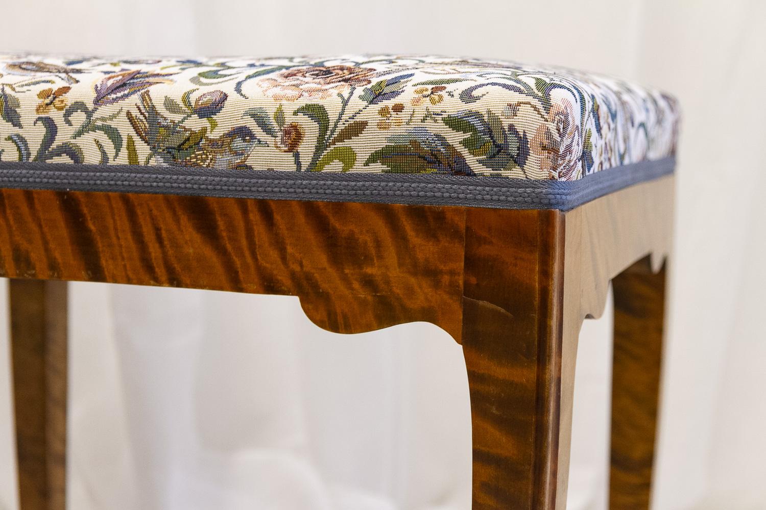 Tabourets danois anciens de style rococo en bouleau, années 1870. Ensemble de 2. en vente 8