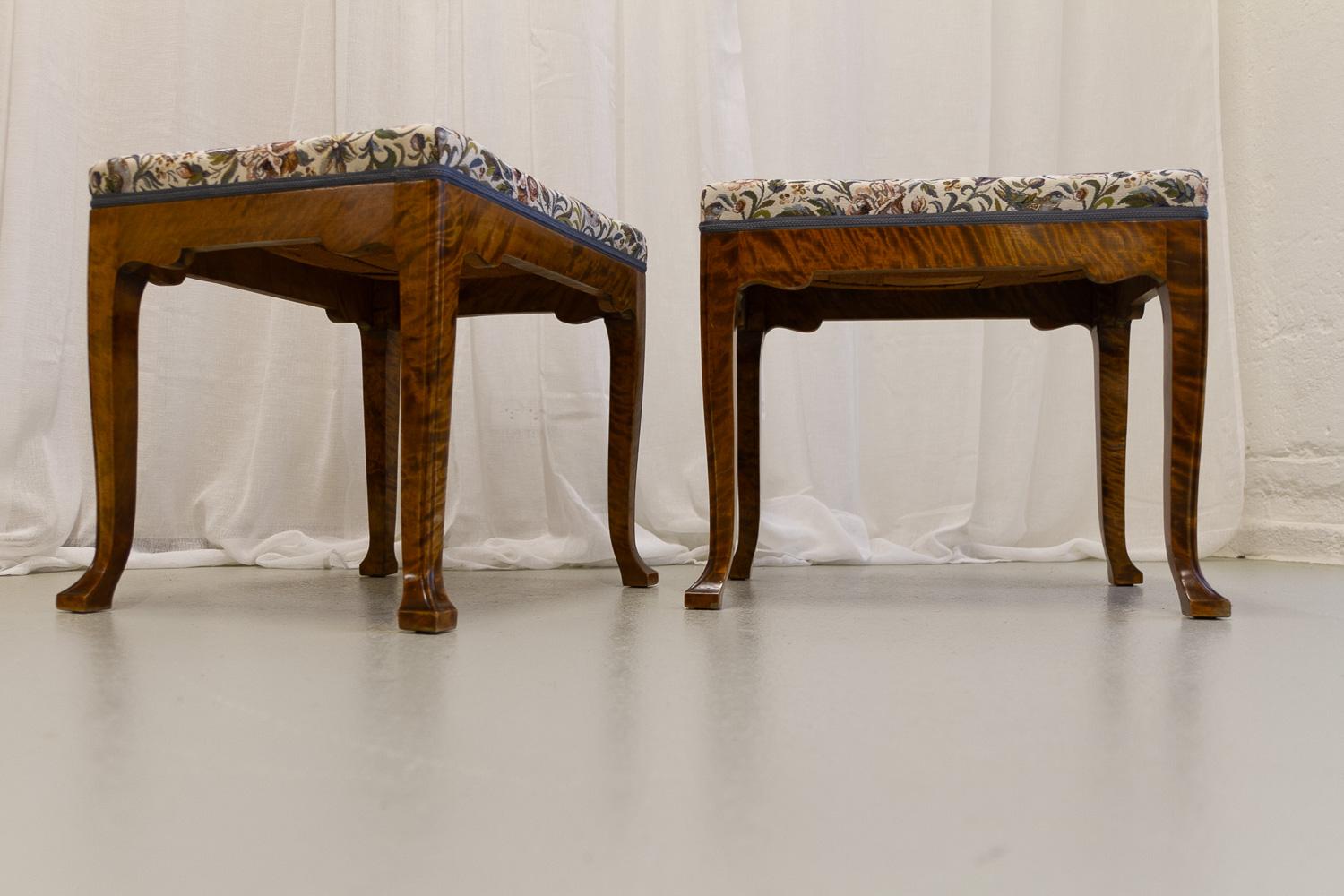 Tabourets danois anciens de style rococo en bouleau, années 1870. Ensemble de 2. en vente 9