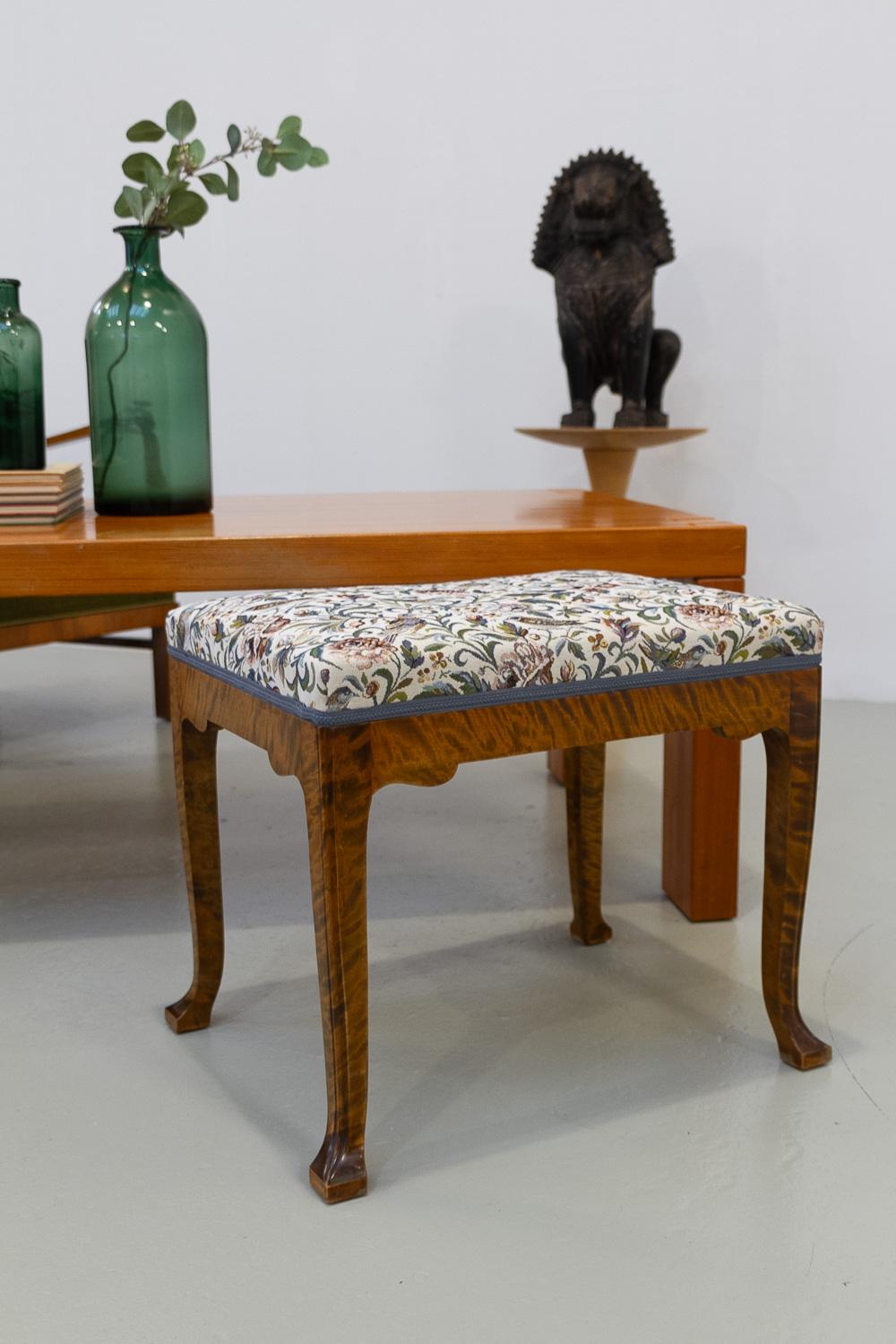 Tabourets danois anciens de style rococo en bouleau, années 1870. Ensemble de 2. en vente 12