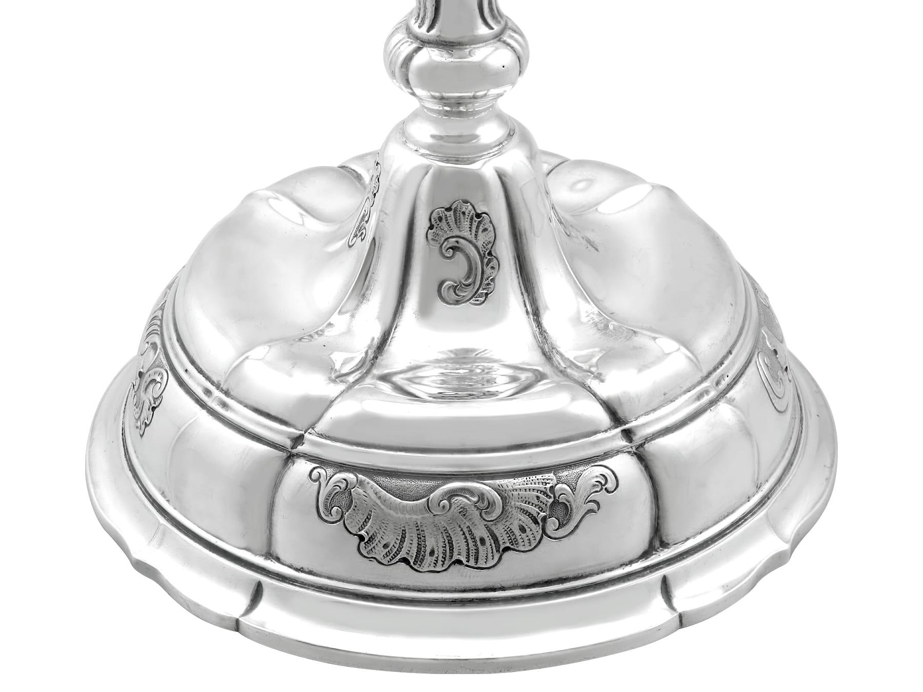 20ième siècle Porte-bougies danois ancien en argent de Georg Jensen en vente